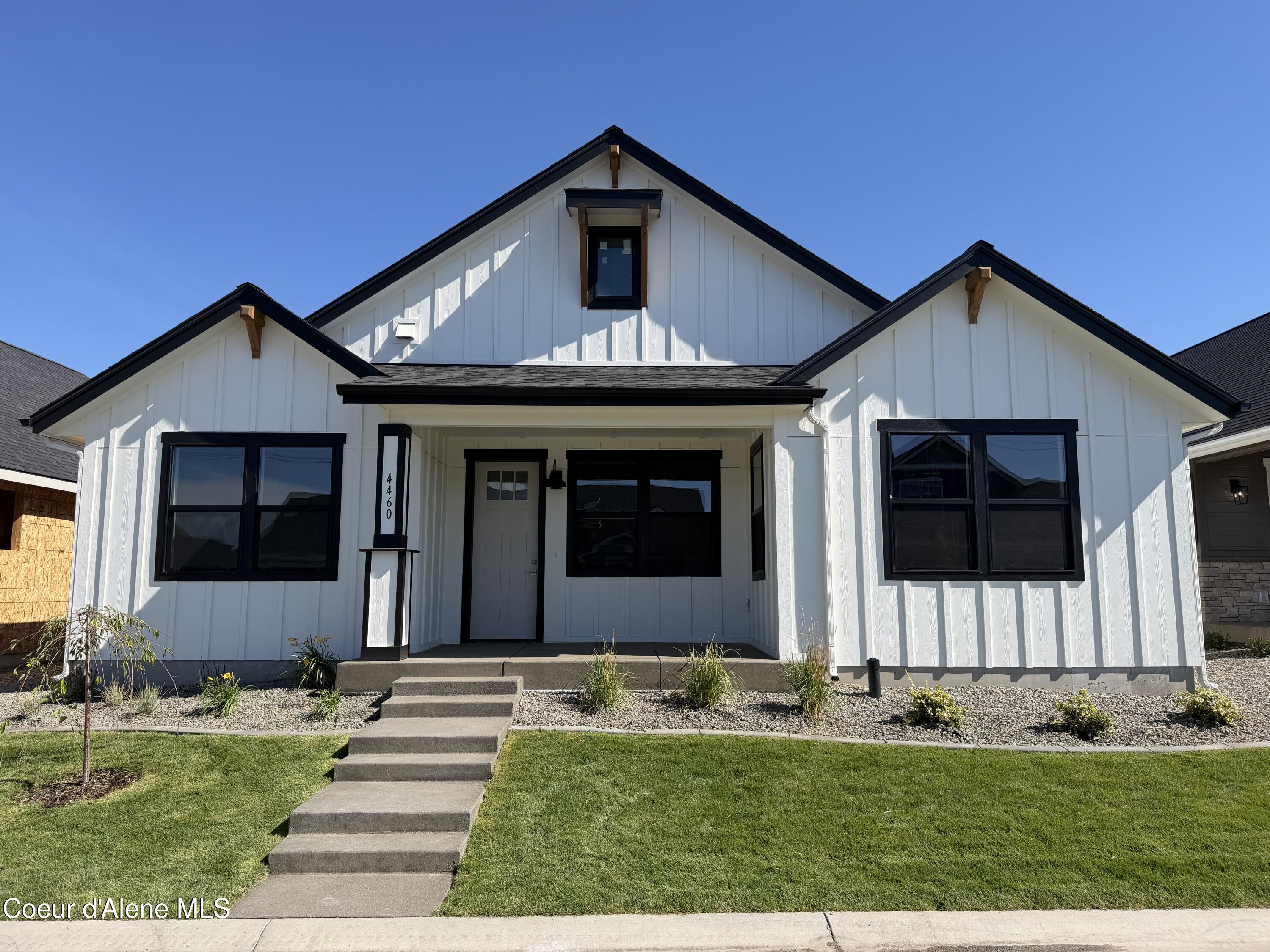 4460 W Hide Away Ln — photo