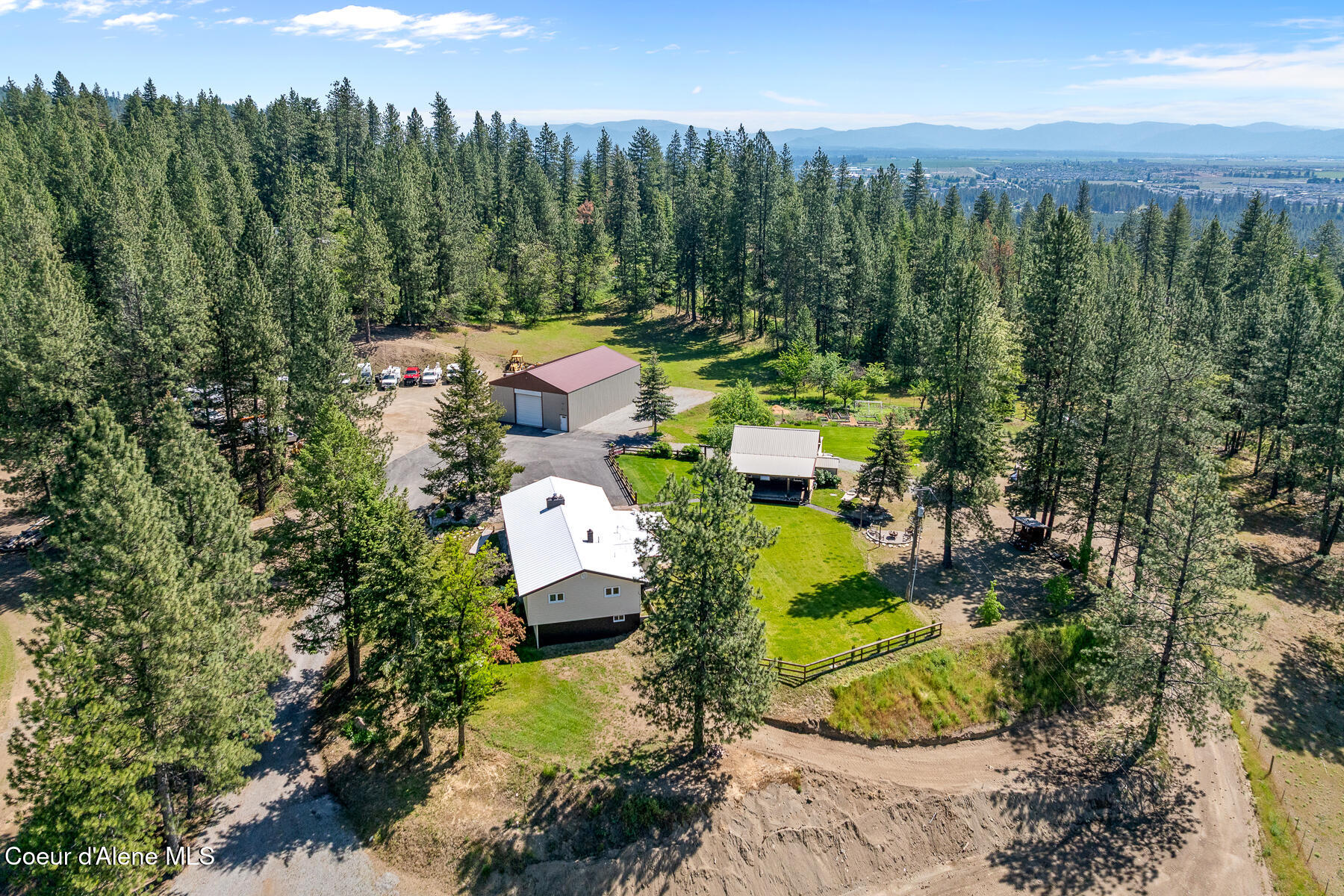 13874 N Idaho RD, Rathdrum, ID 83858 — photo 2