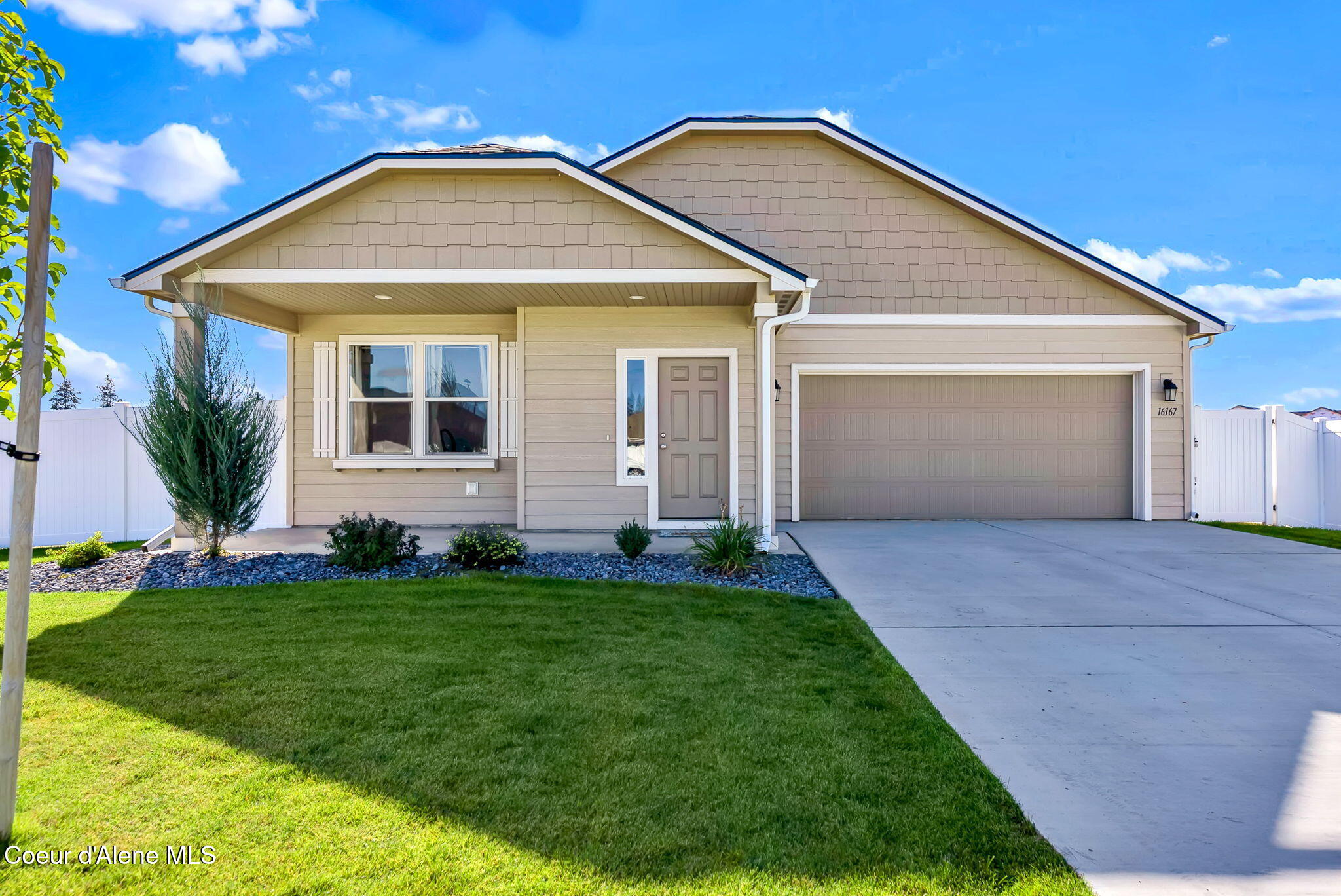16167 N Hadley Loop — photo
