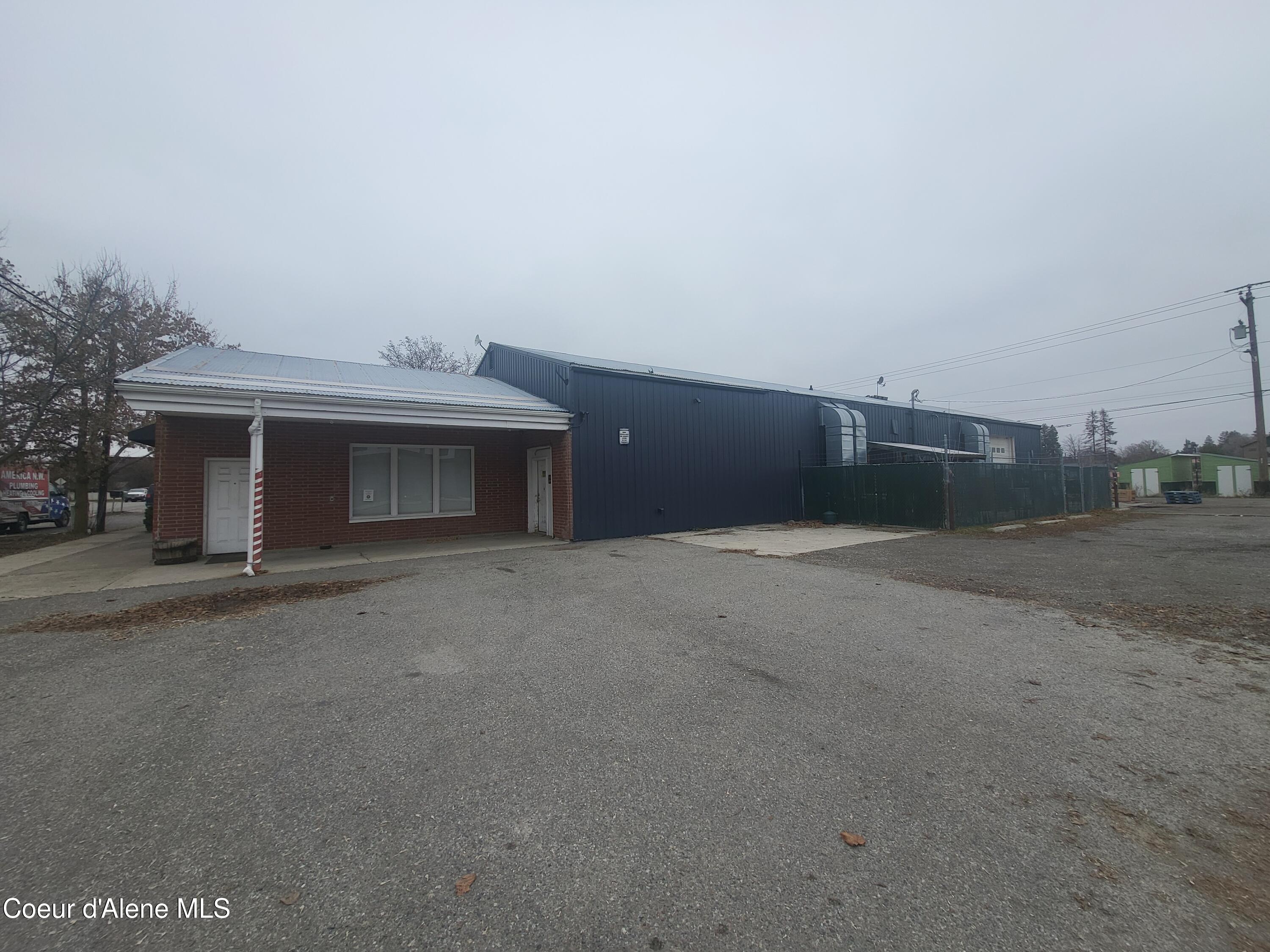 415 E 3rd Ave, Post Falls, ID 83854 — photo 2