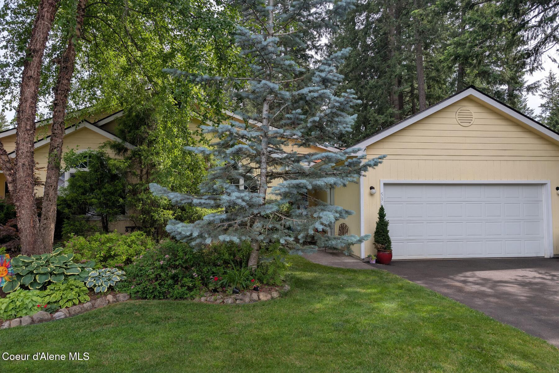 5364 W Broken Tee Rd, Rathdrum, ID 83858