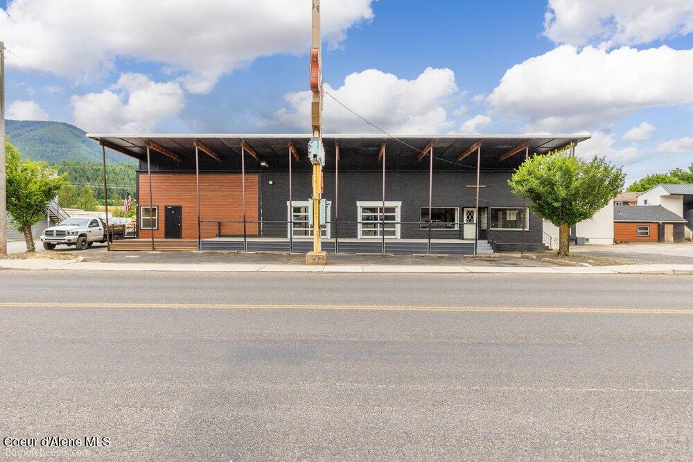 301 W Cameron Ave — photo