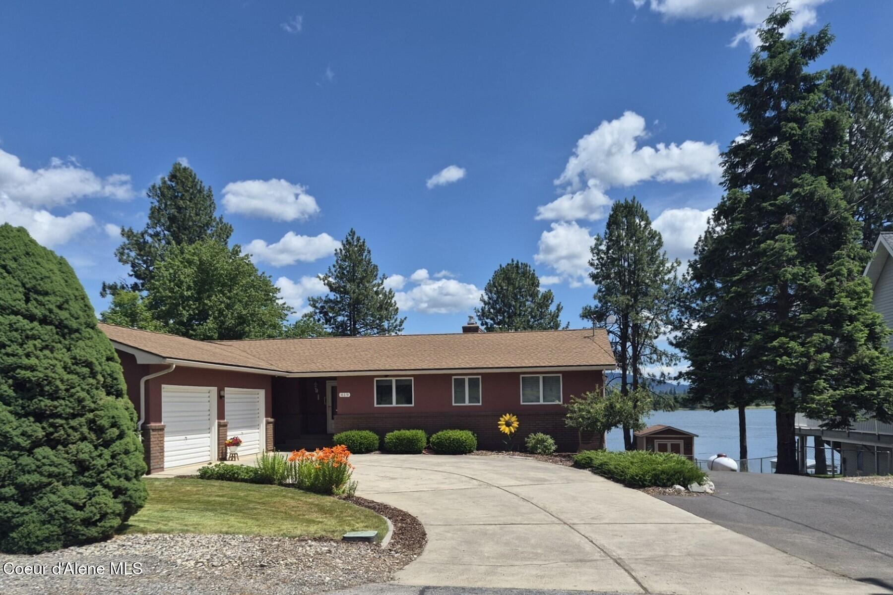 419 Campbell Point Rd, Laclede, ID 83841