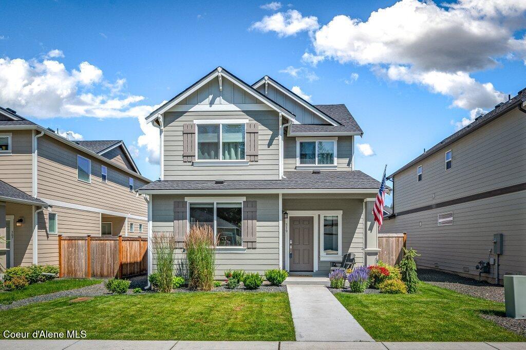 319 E Sandmyrtle Ave — photo