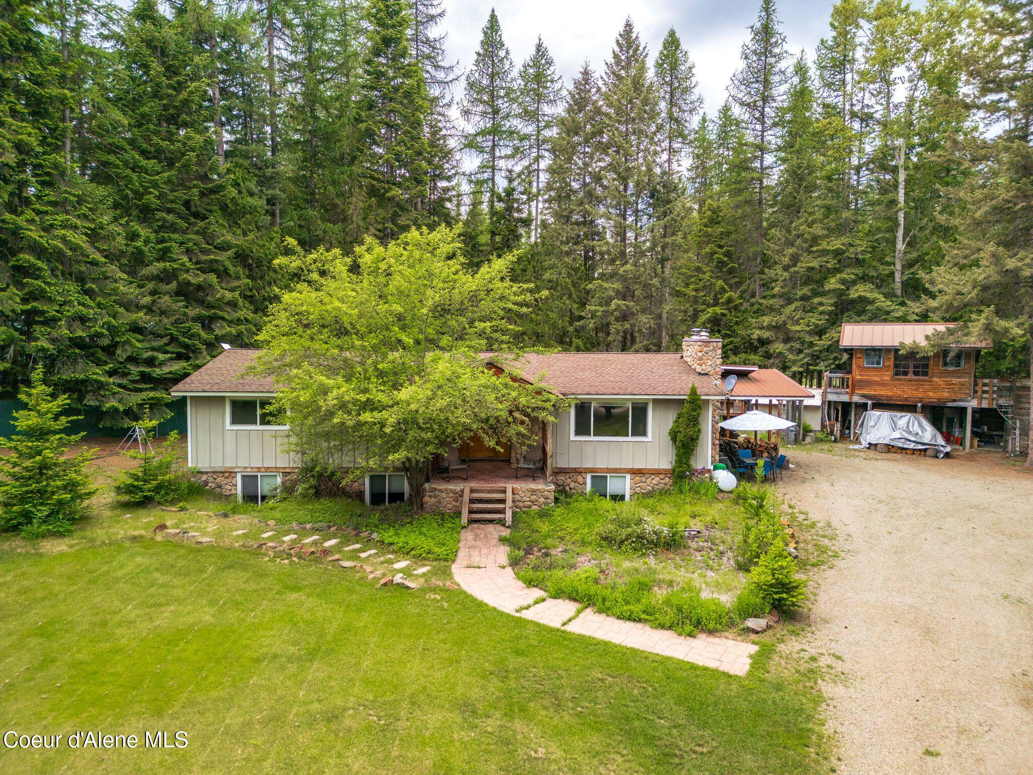 527 Creekside Dr — photo