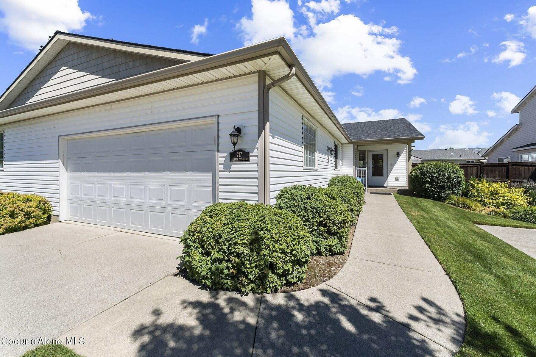 217 E Jeffrey Pine Ln, 2 — photo