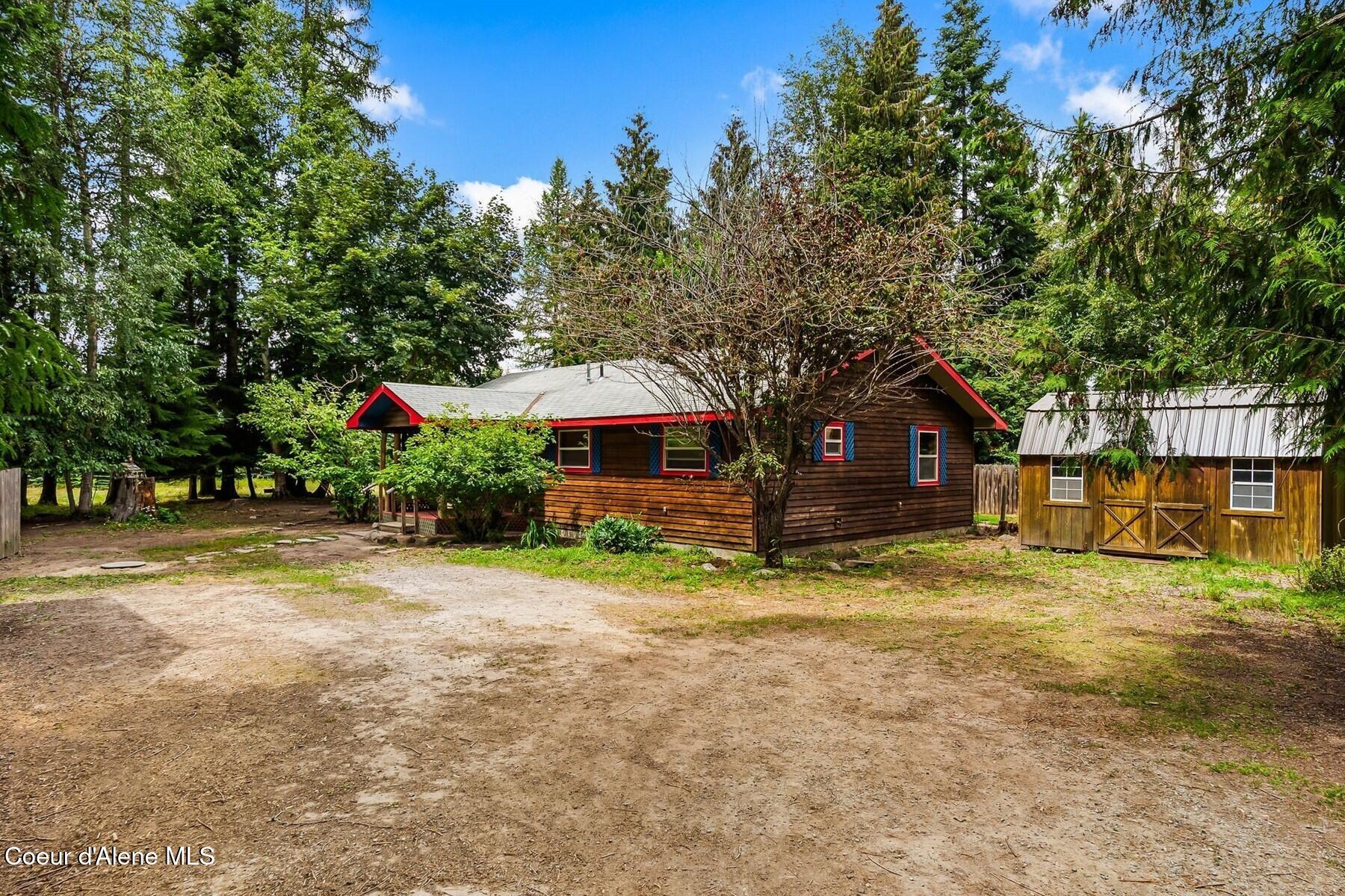 279 Tower Rd, Naples, ID 83847 — photo 2