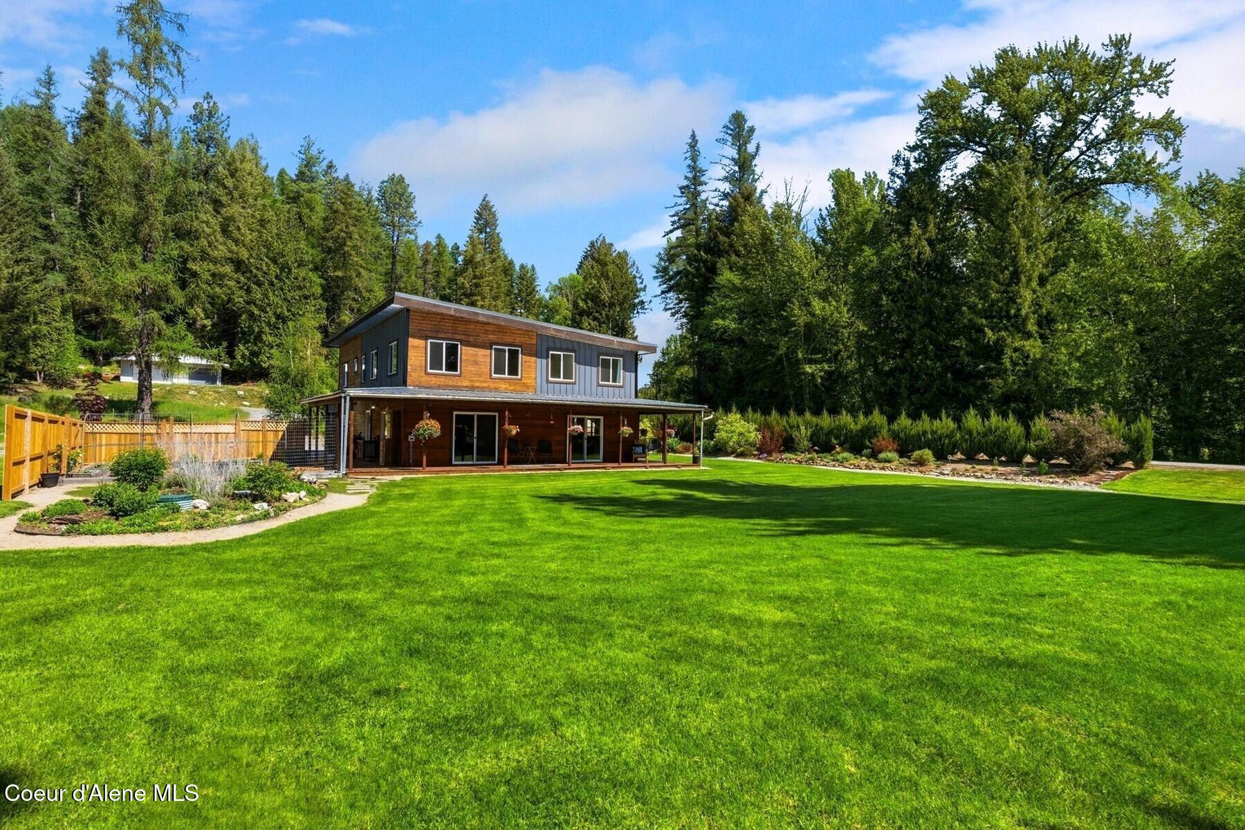 925 Lower Pack River Rd, Sandpoint, ID 83864 — photo 2