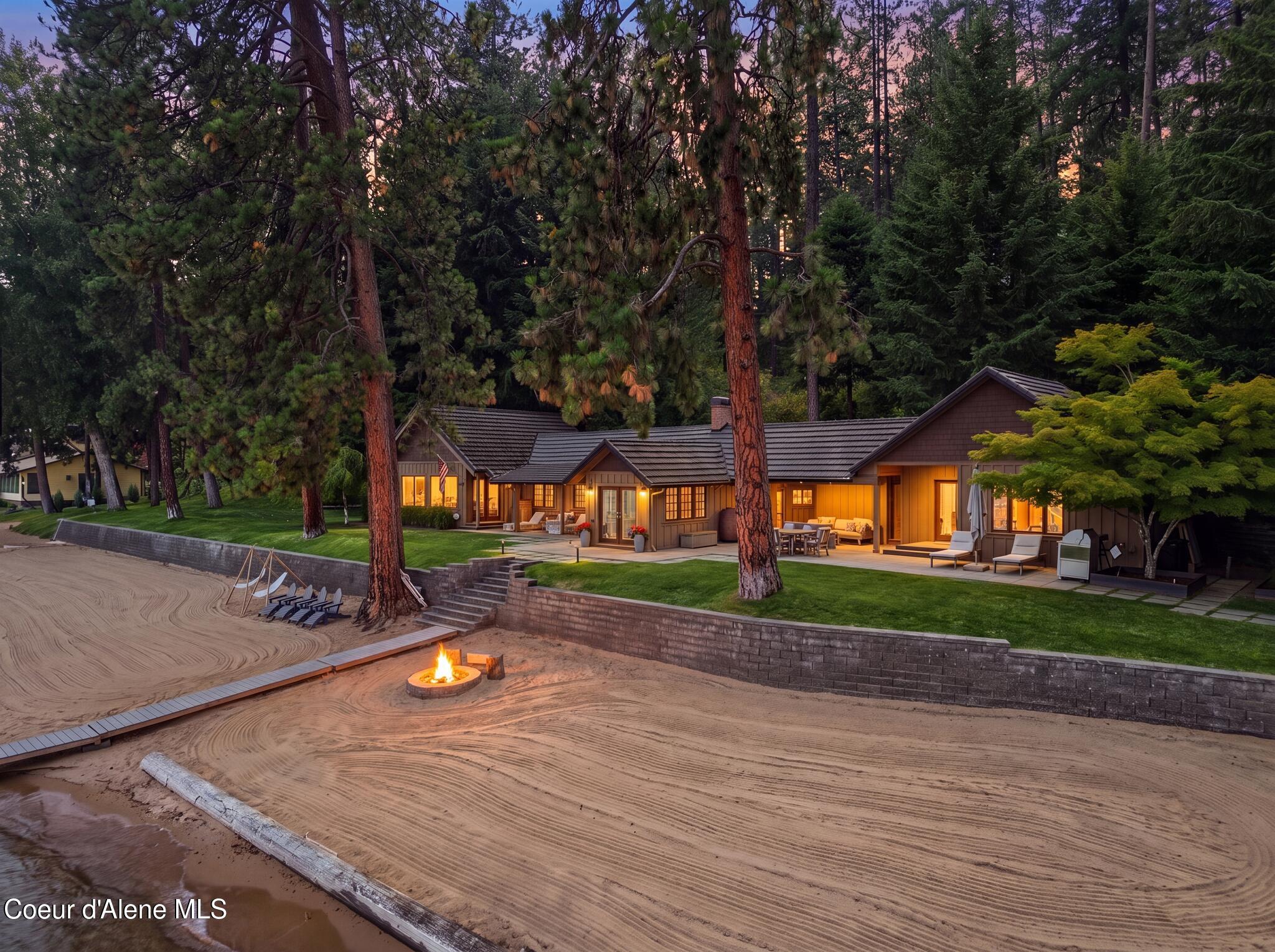8411 W Coeur D Alene Lake Shr — photo
