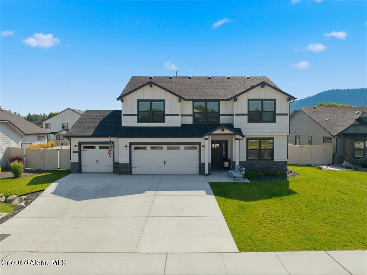 733 E Ripatti Way — photo