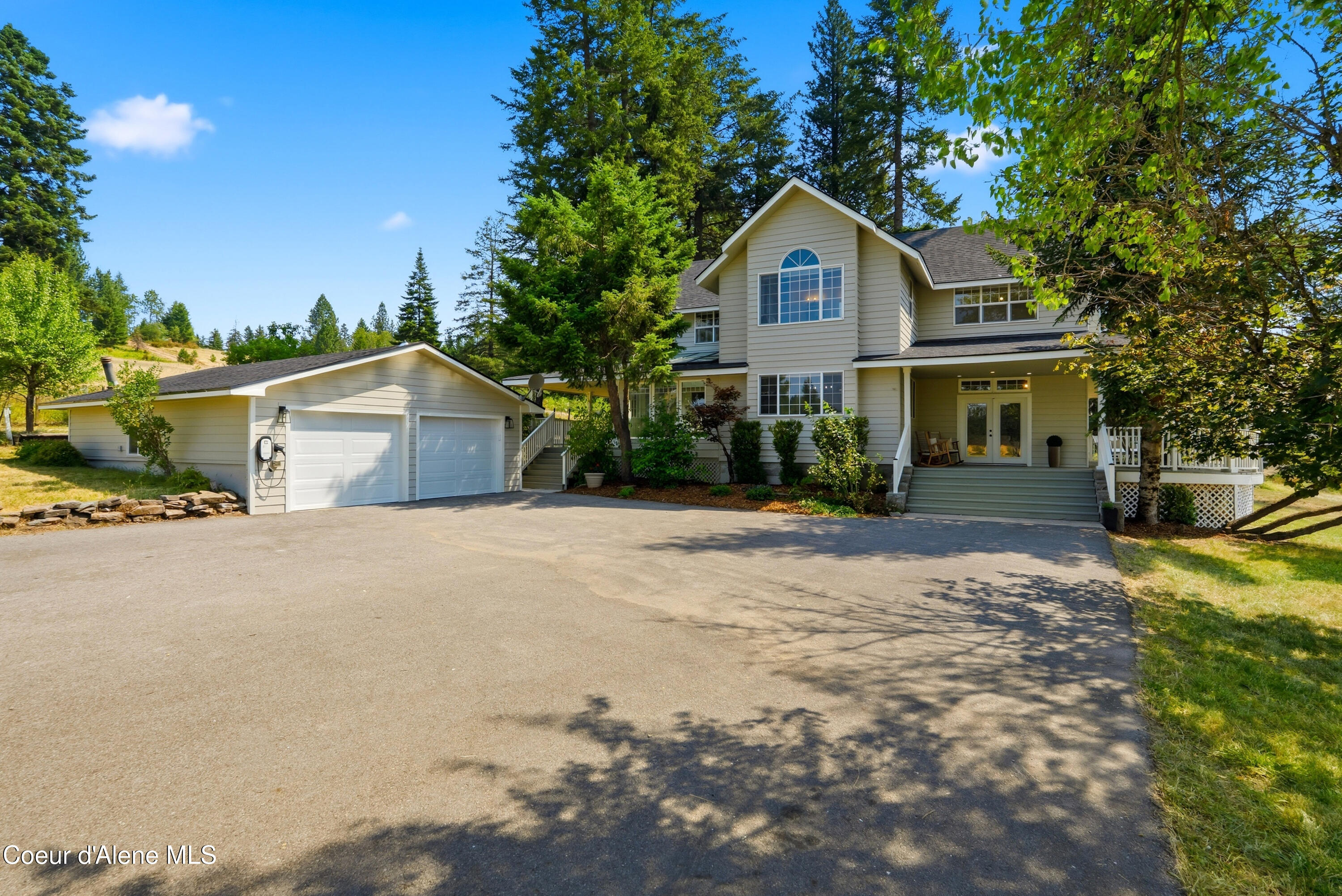 5033 E Dodd Rd — photo