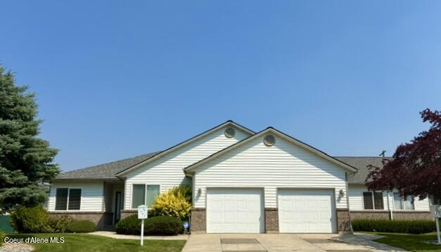 1081 W Woodlawn Dr, 1 — photo