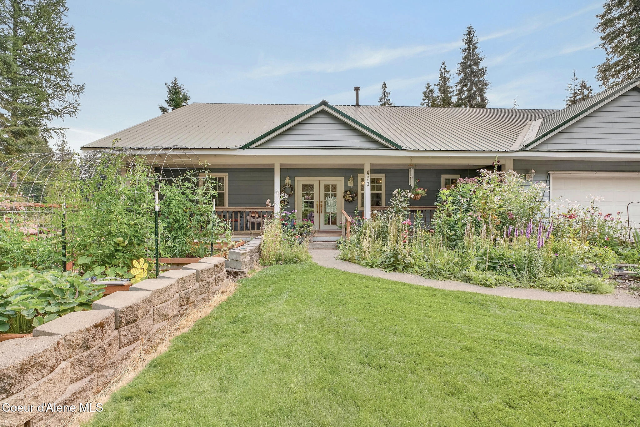 403 Fall Creek Rd — photo