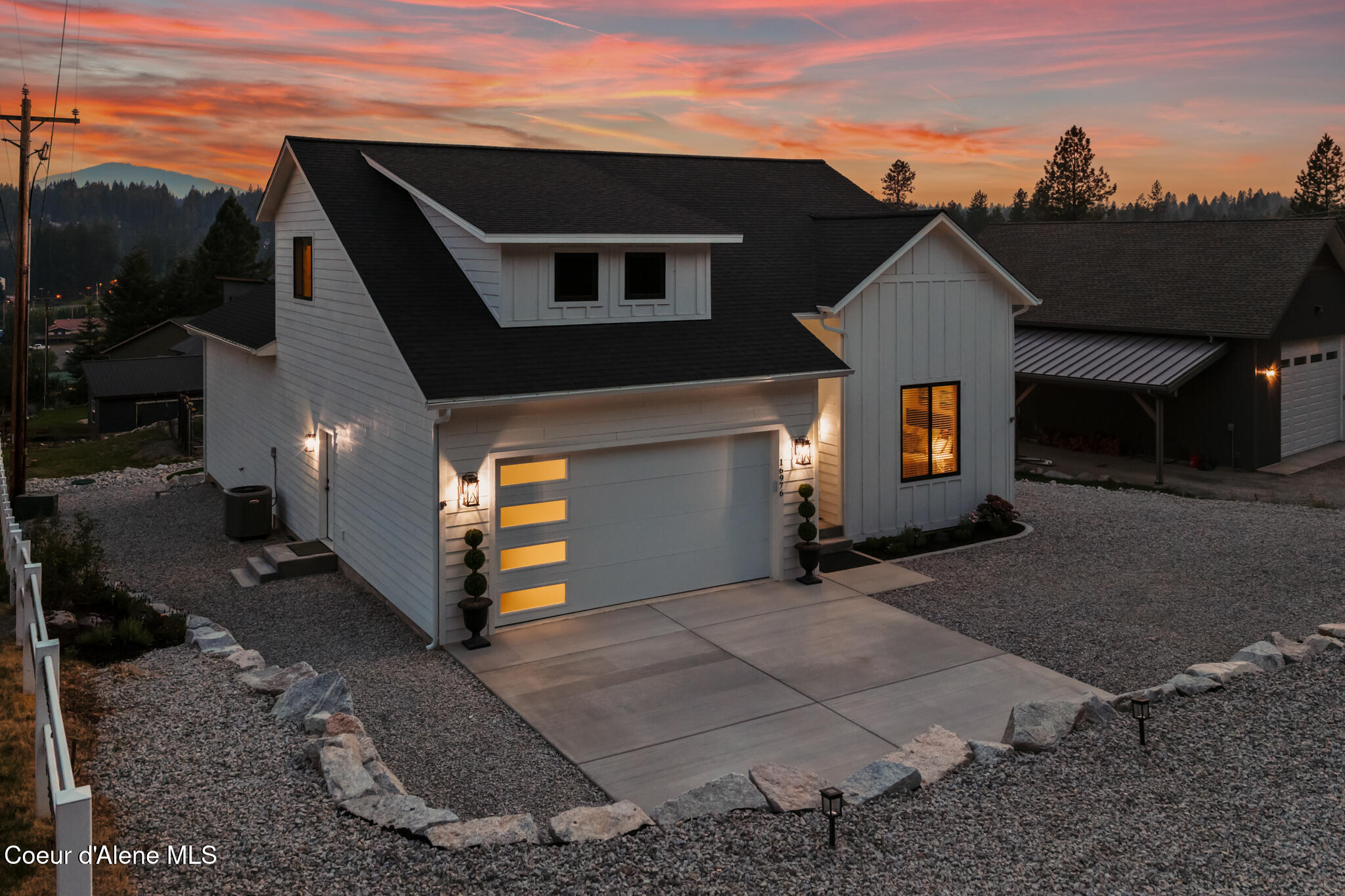 16976 E Cape Horn Rd — photo