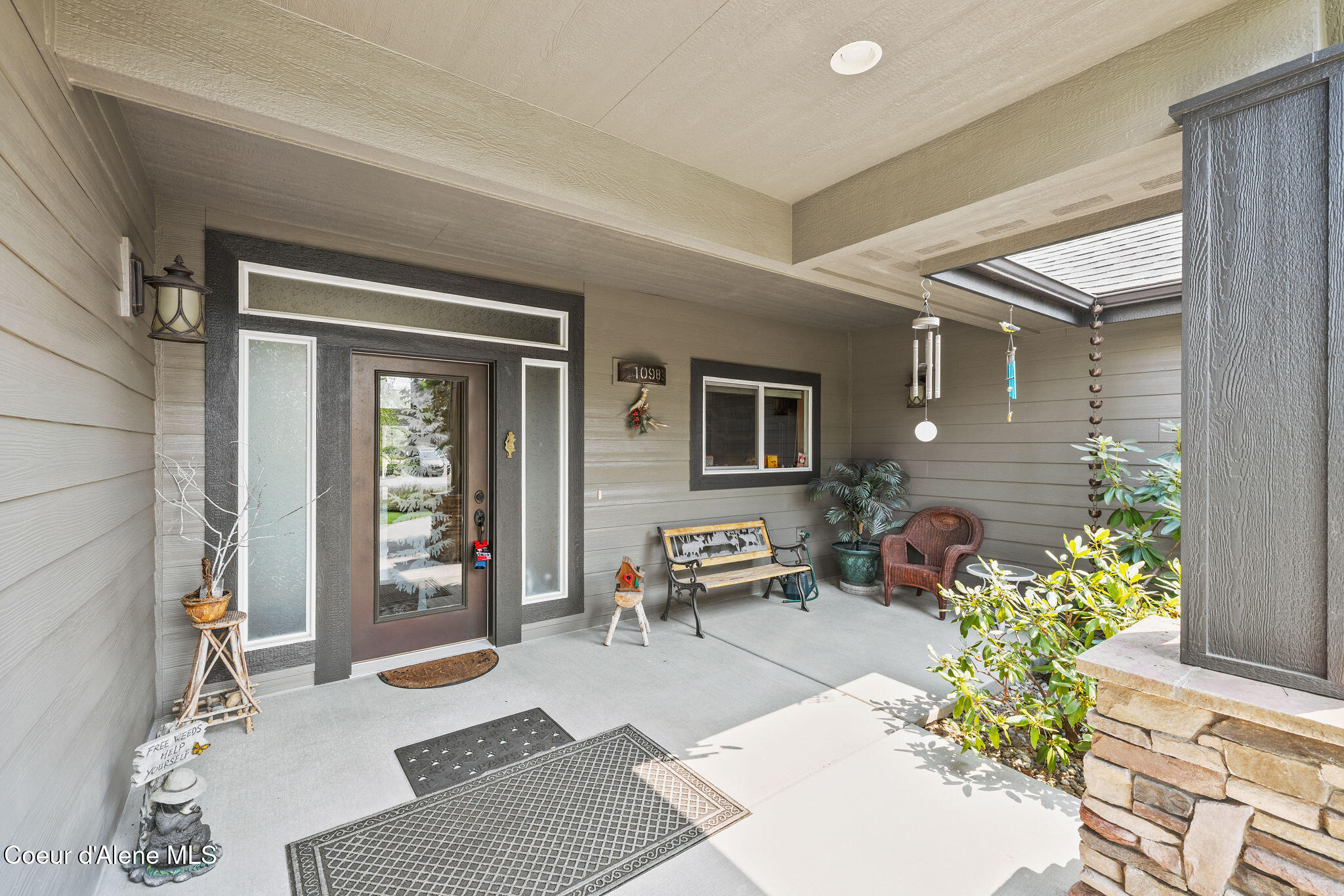 10986 N Rocking R Rd, Hayden, ID 83835 — photo 2