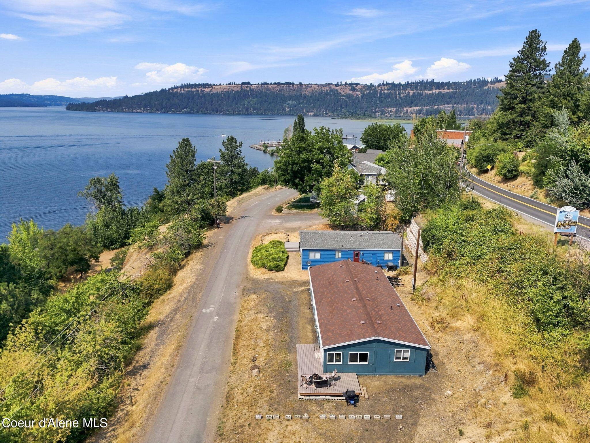 403 S Lakefront Ave — photo