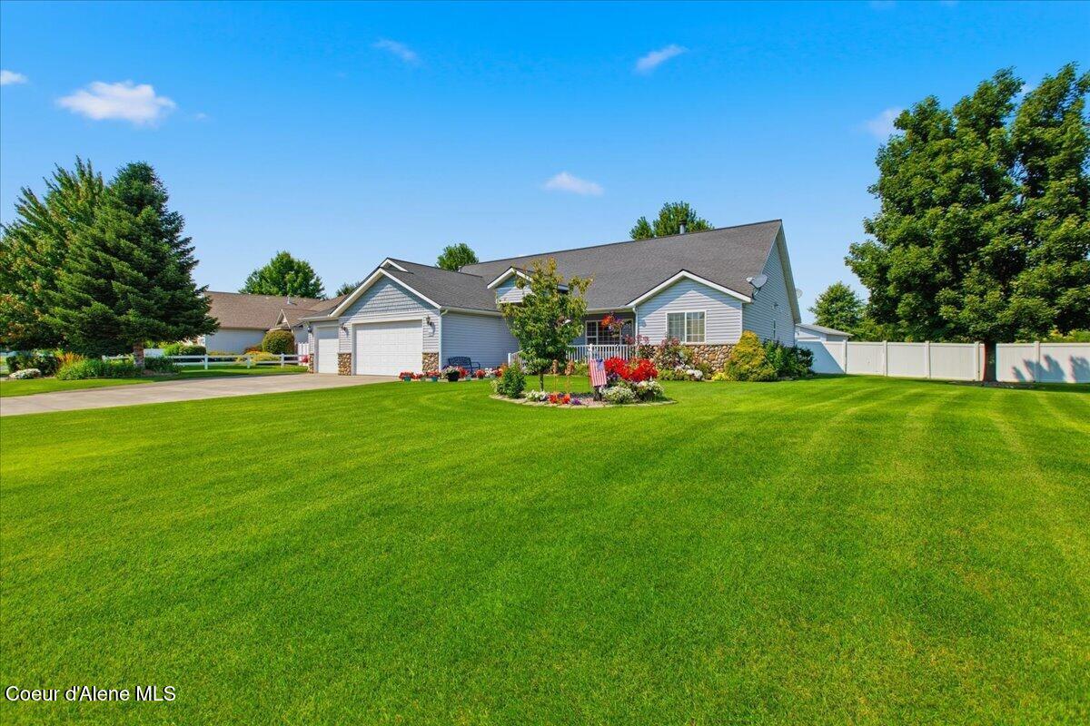 1999 W Heavenly Star Ct — photo