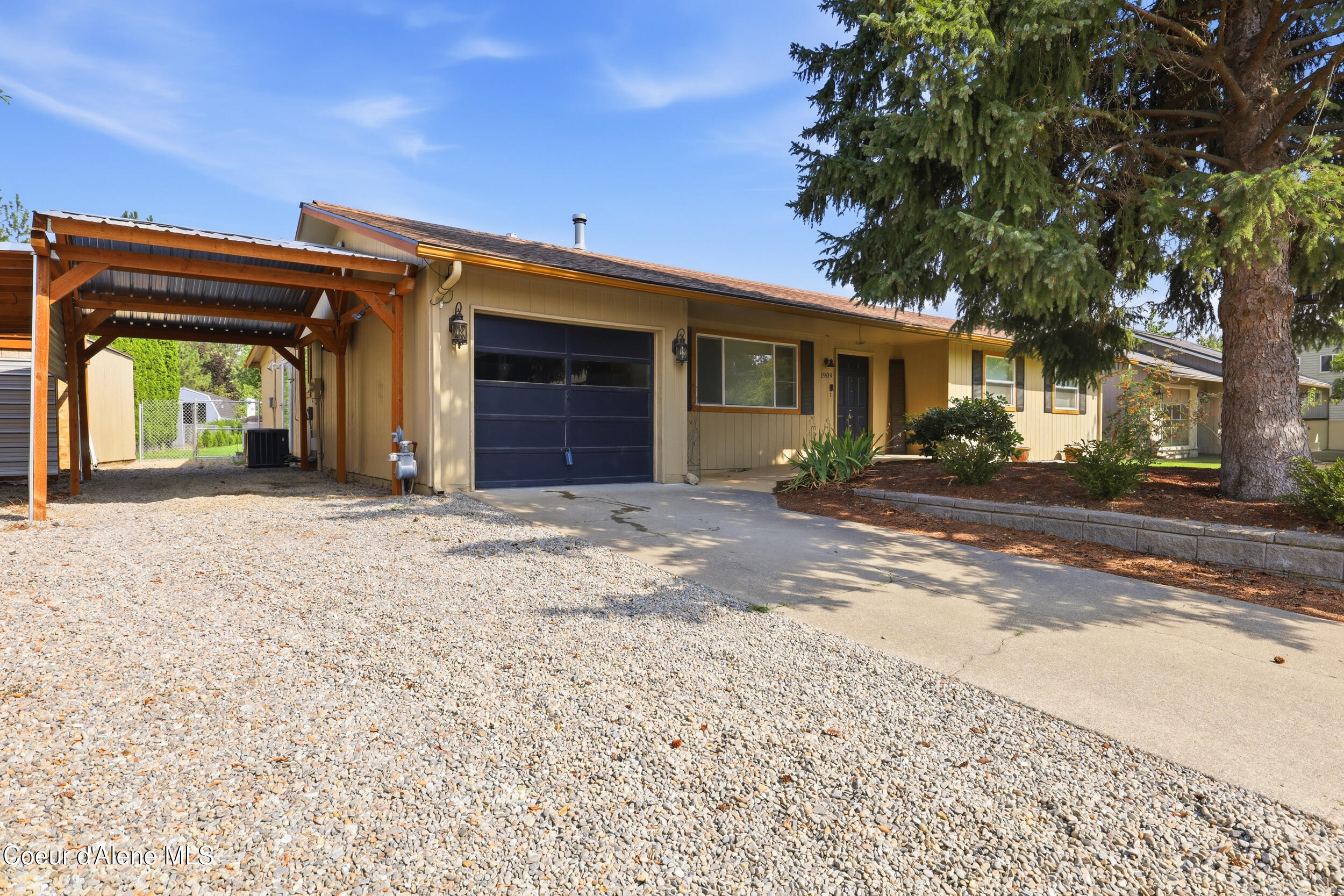 1909 E Meadow Ln, Post Falls, ID 83854 — photo 3