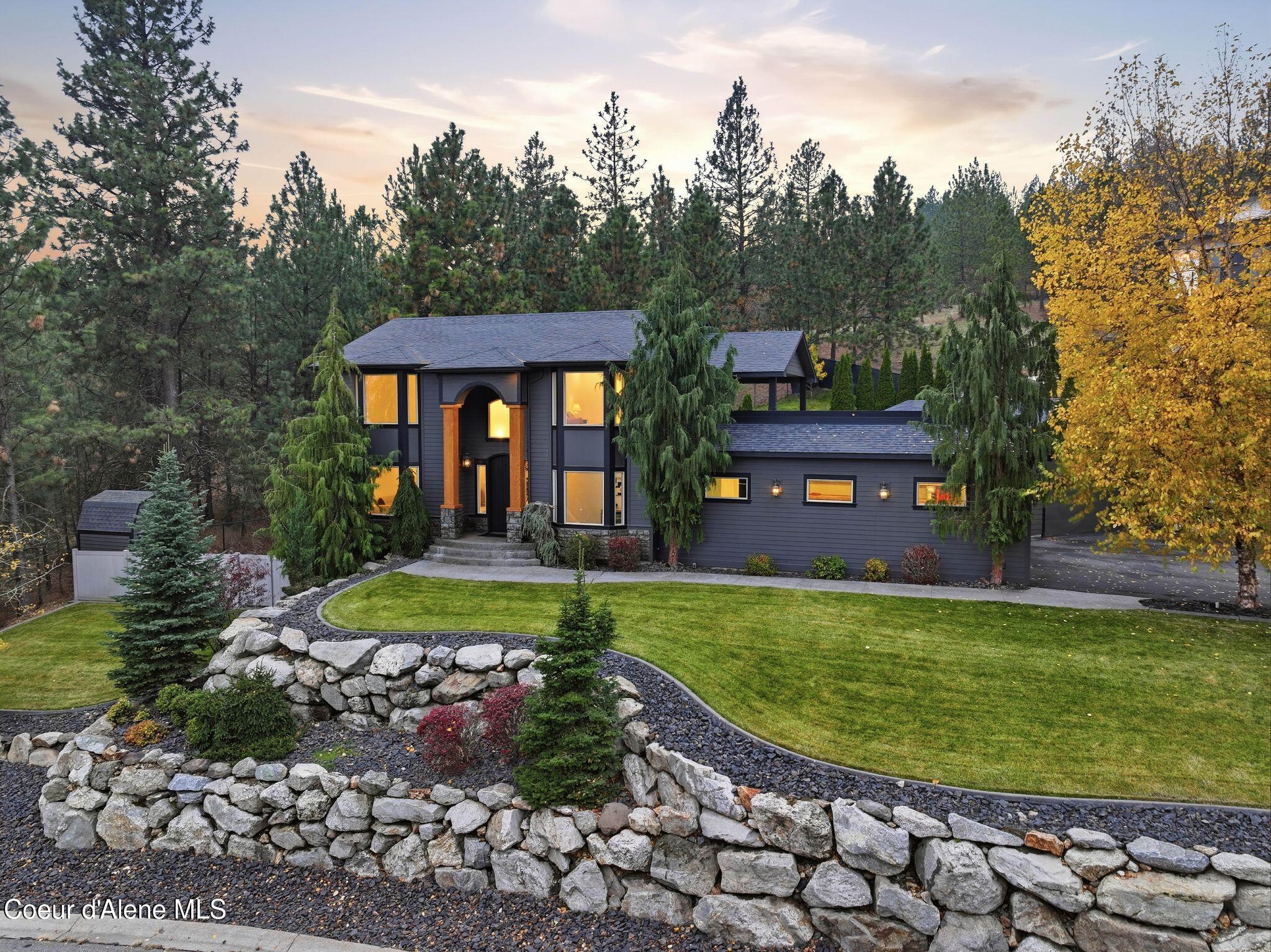 5821 N Del Rey Dr — photo