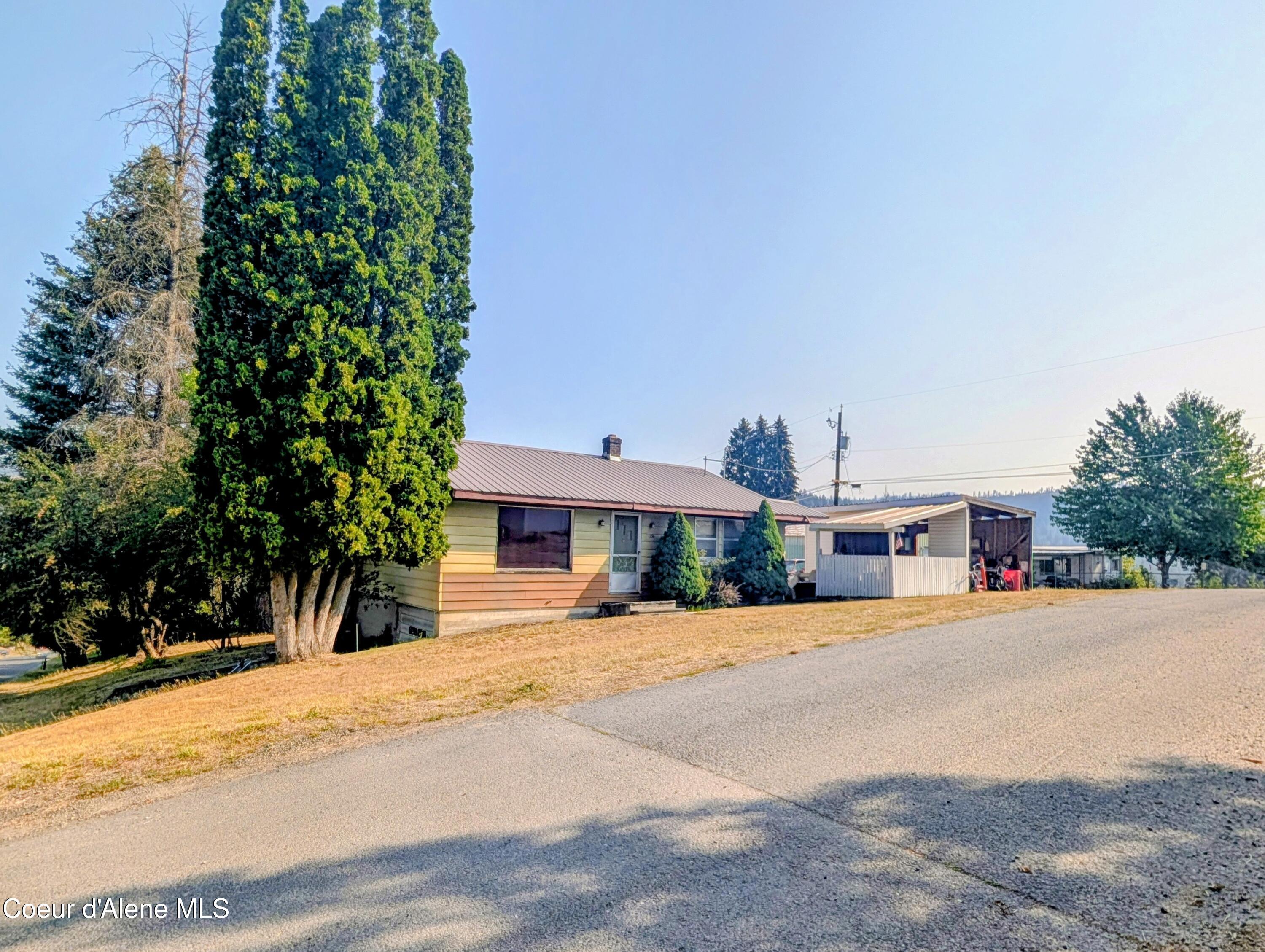 134 Scott Ave — photo