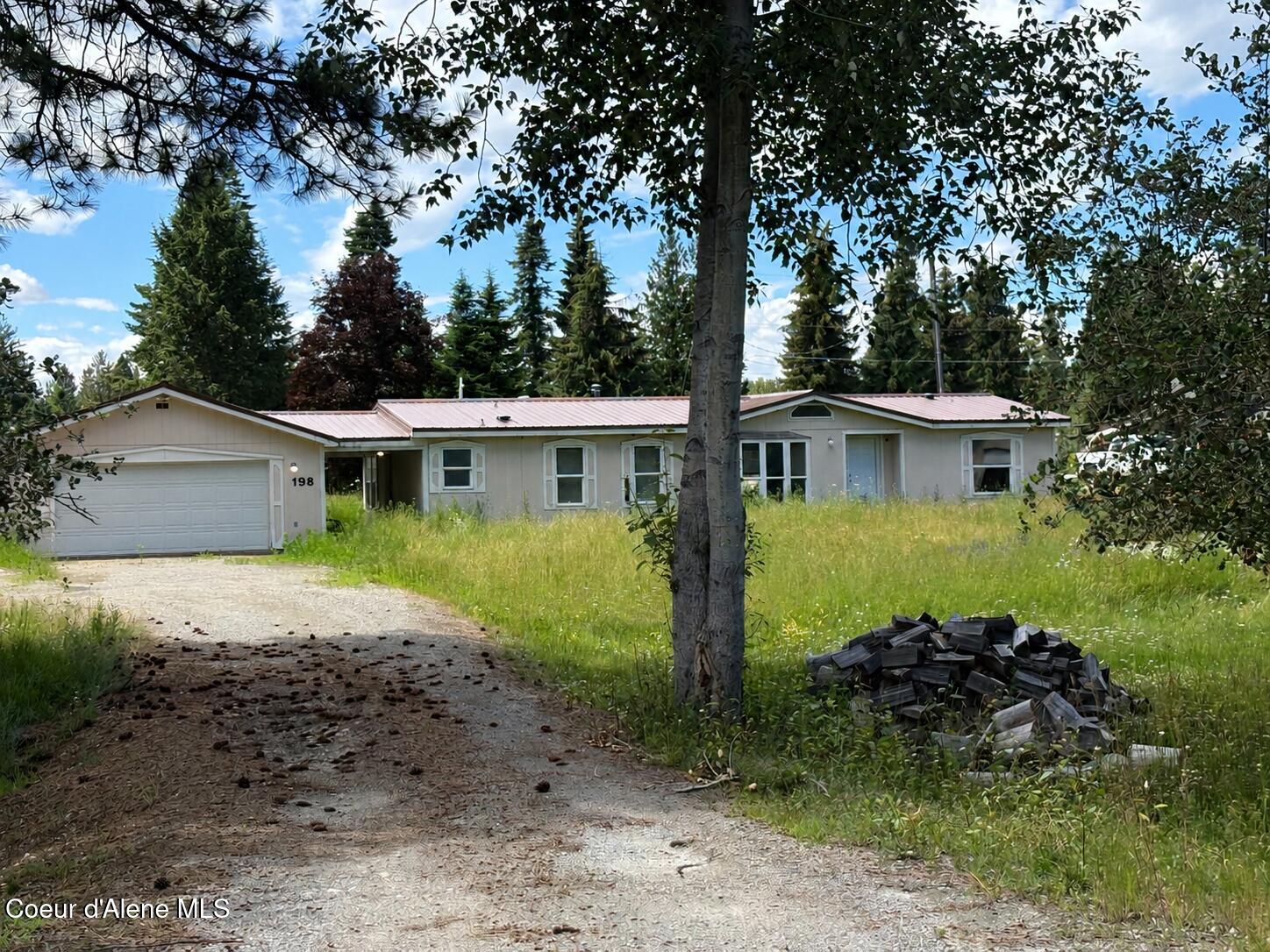 198 Eastside Rd — photo