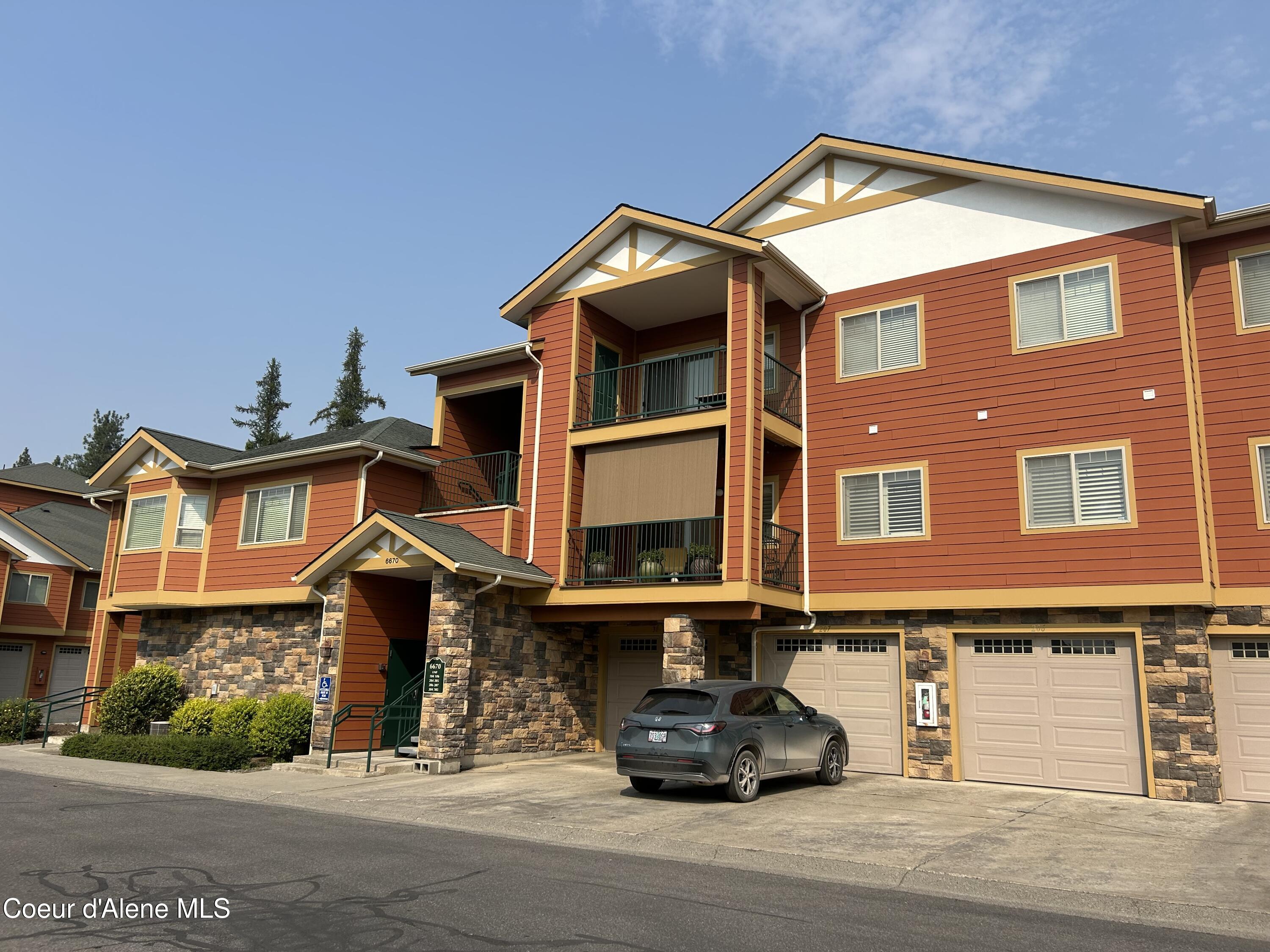 6670 N Spurwing Loop, 304 — photo