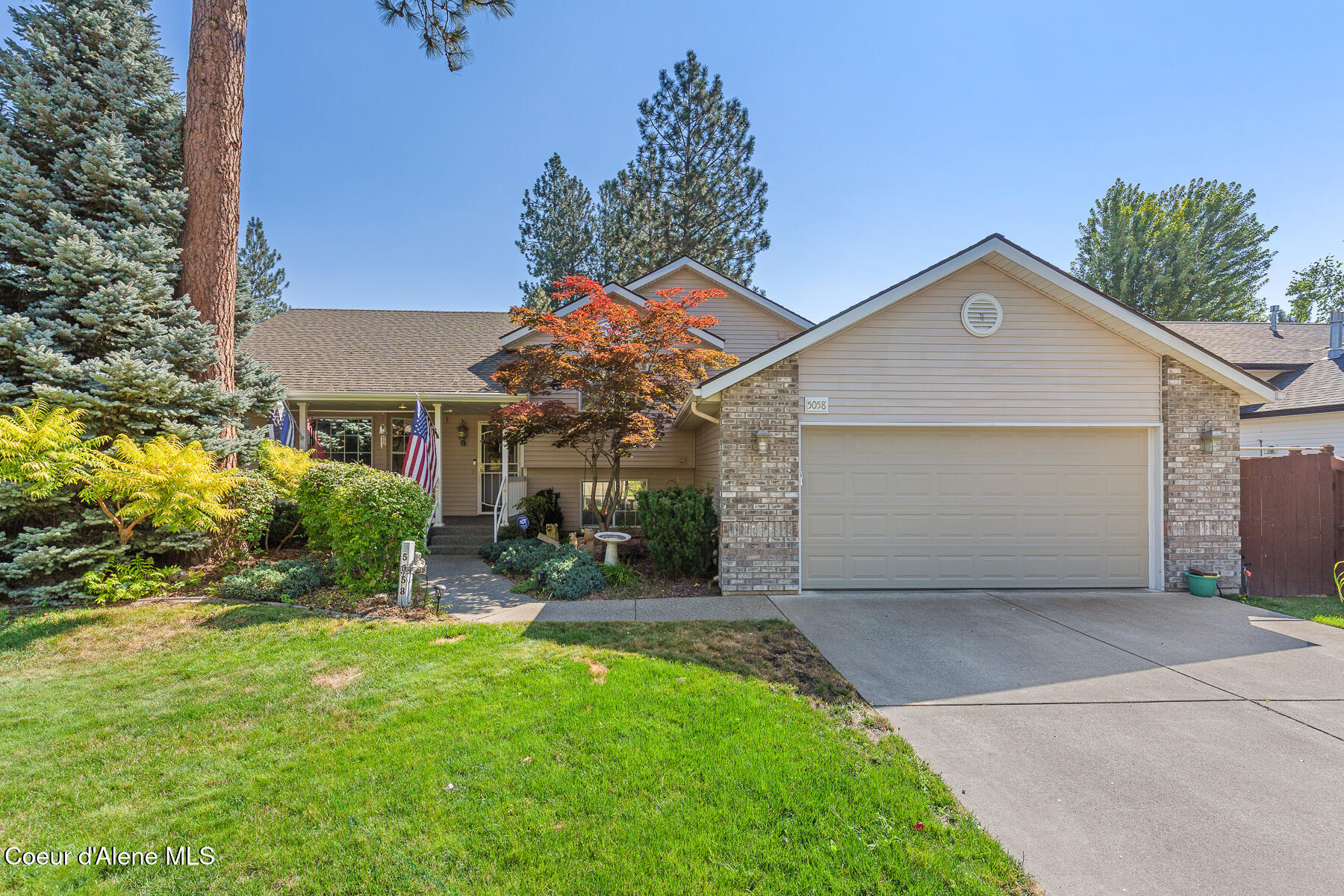 5058 E Mossberg Cir — photo