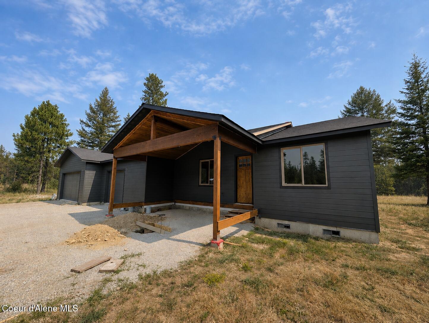 B1L1 Sylvan Rd — photo