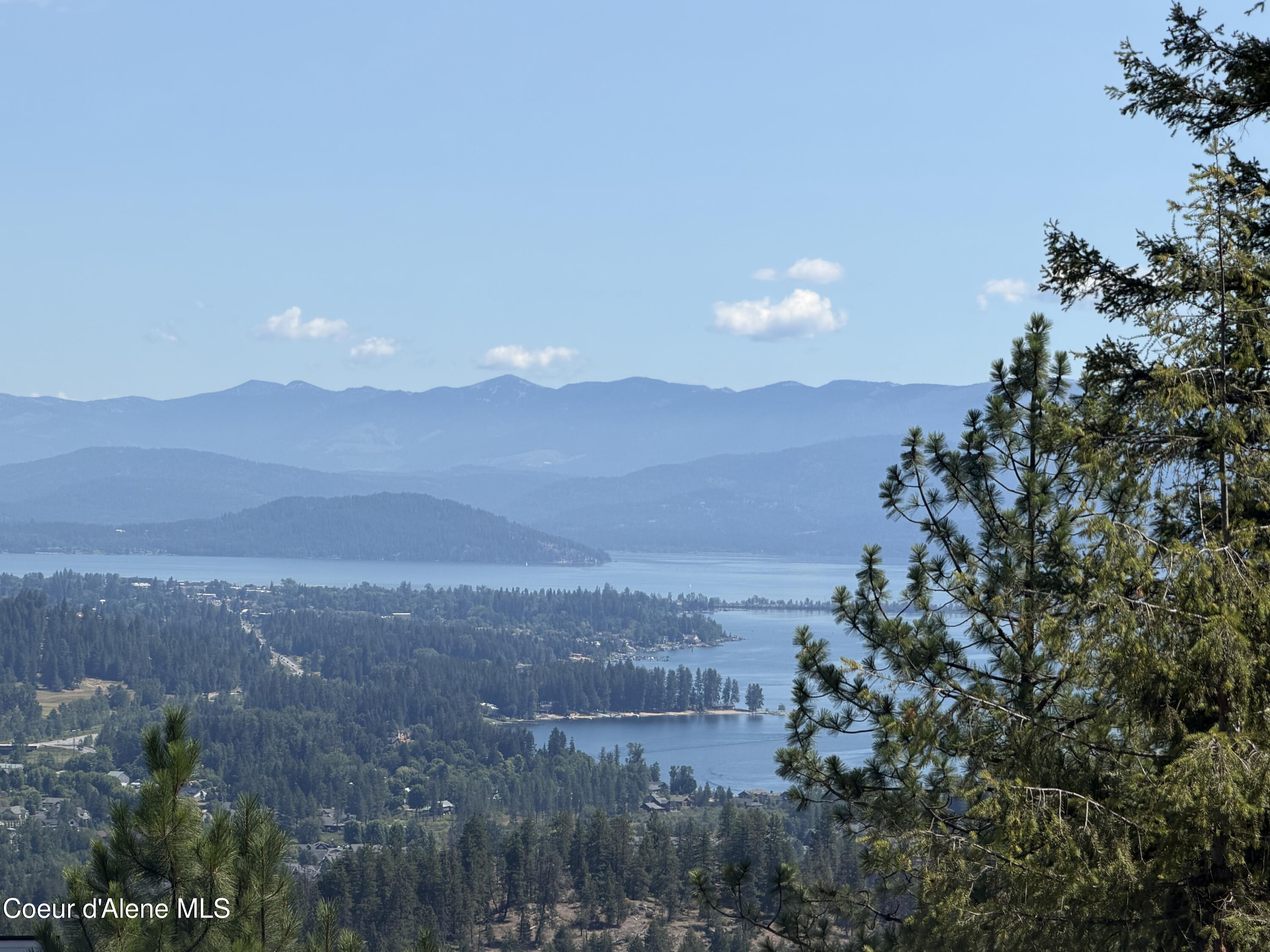 787 Delaney Dr — photo