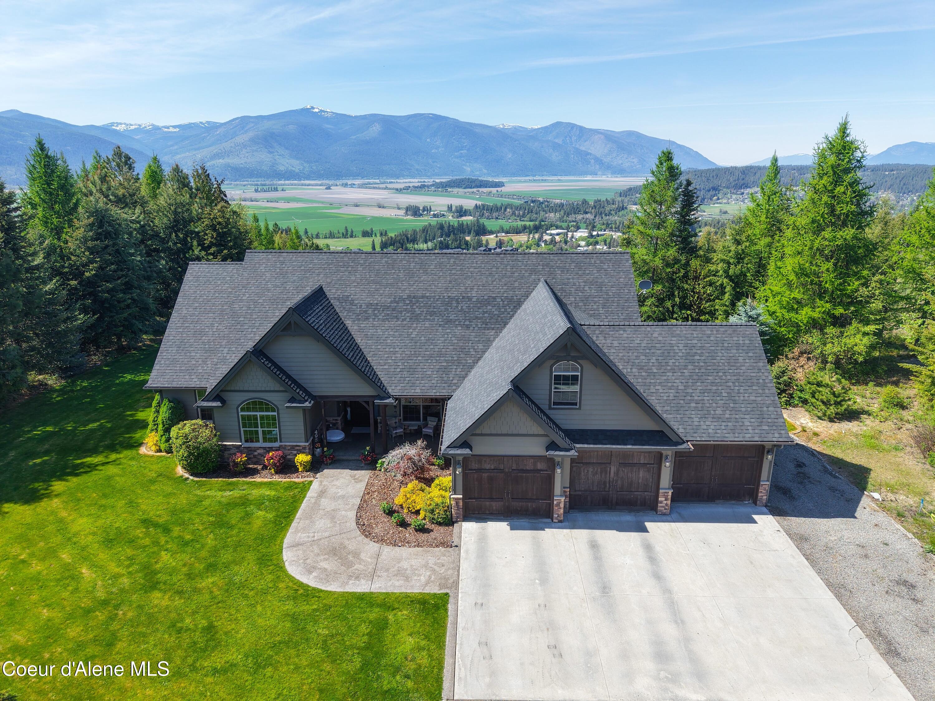 493 Scenic Dr — photo
