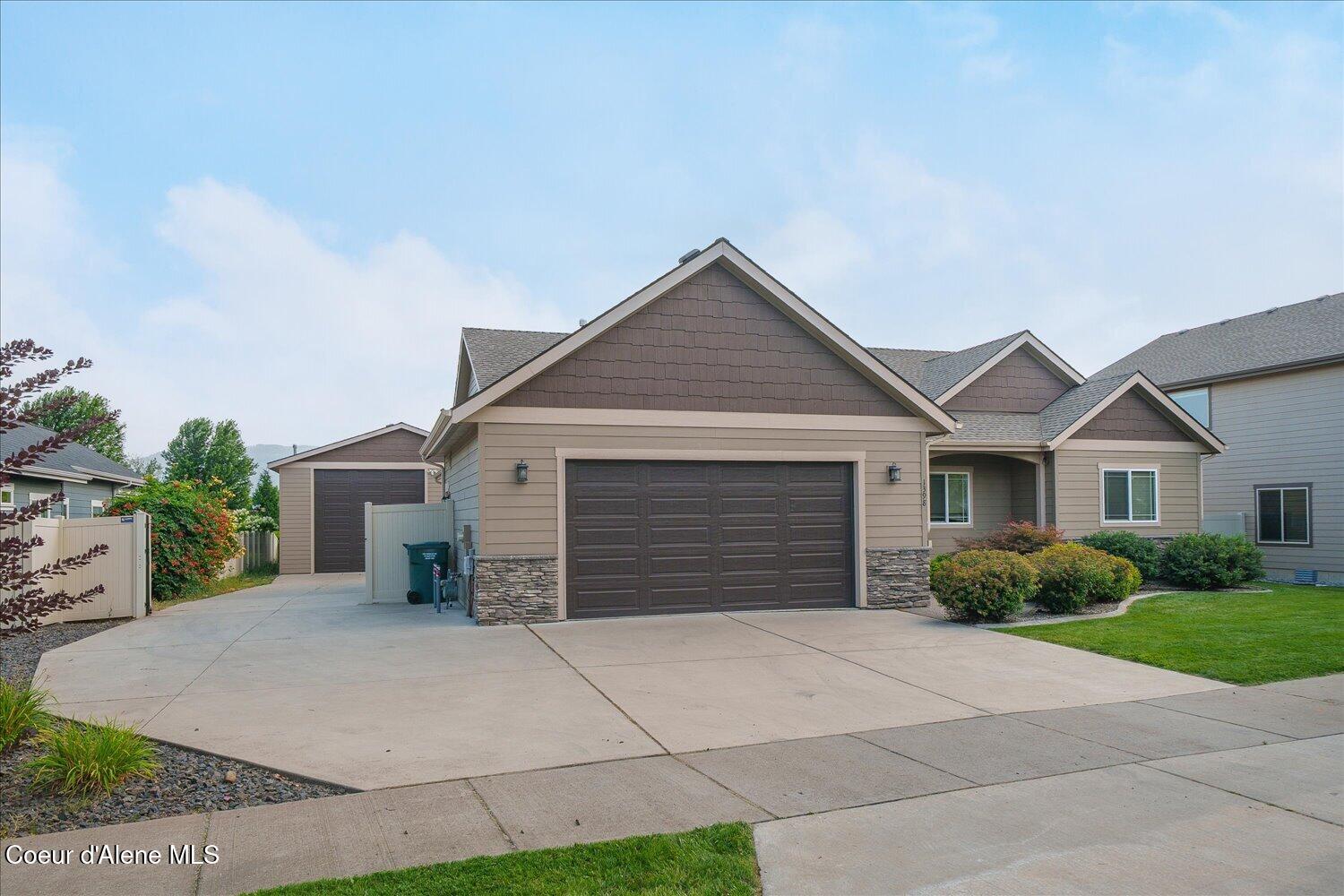 1398 W Watercress Ave — photo
