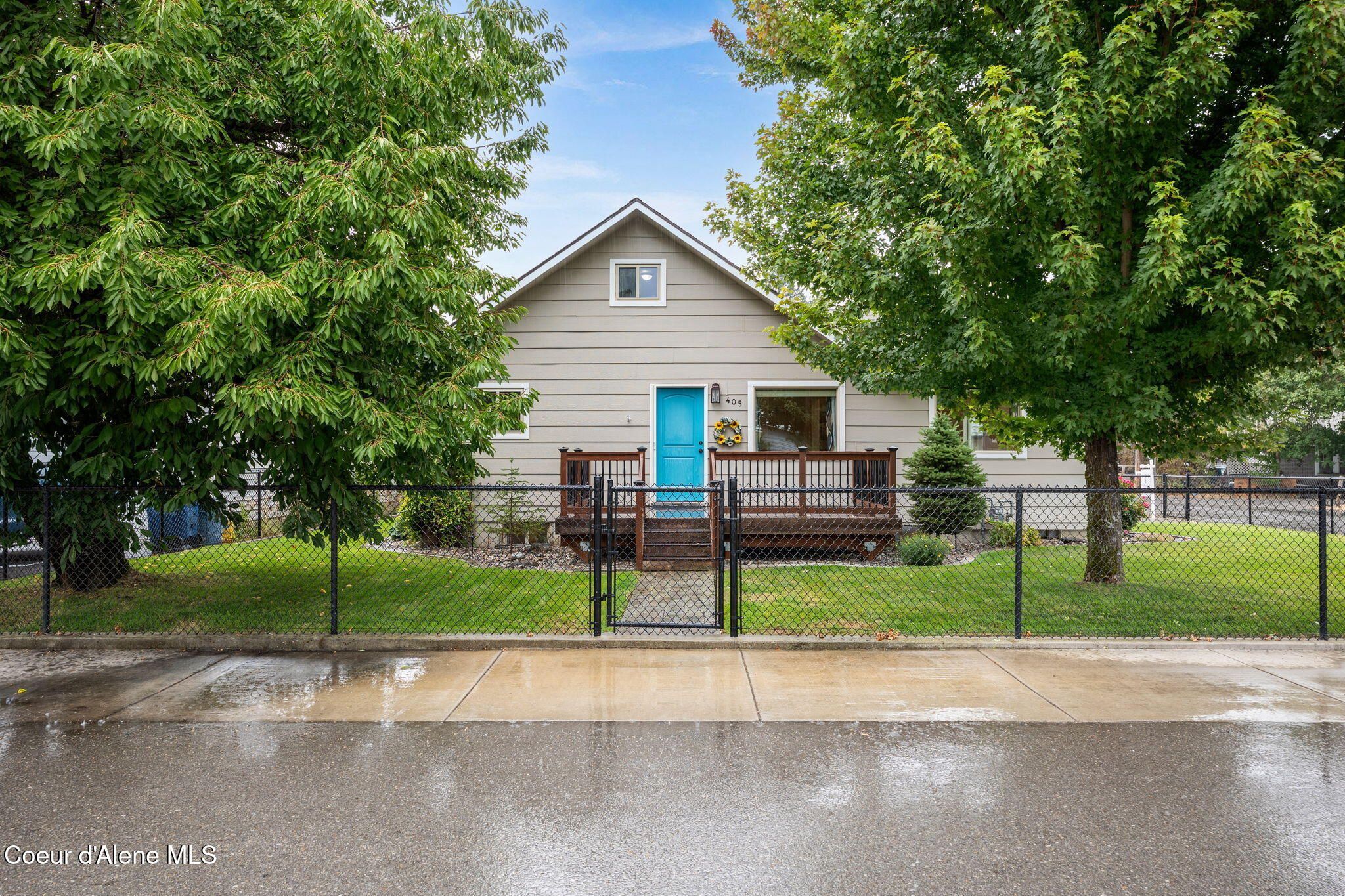 405 Sunset Dr, Pinehurst, ID 83850 — photo 3