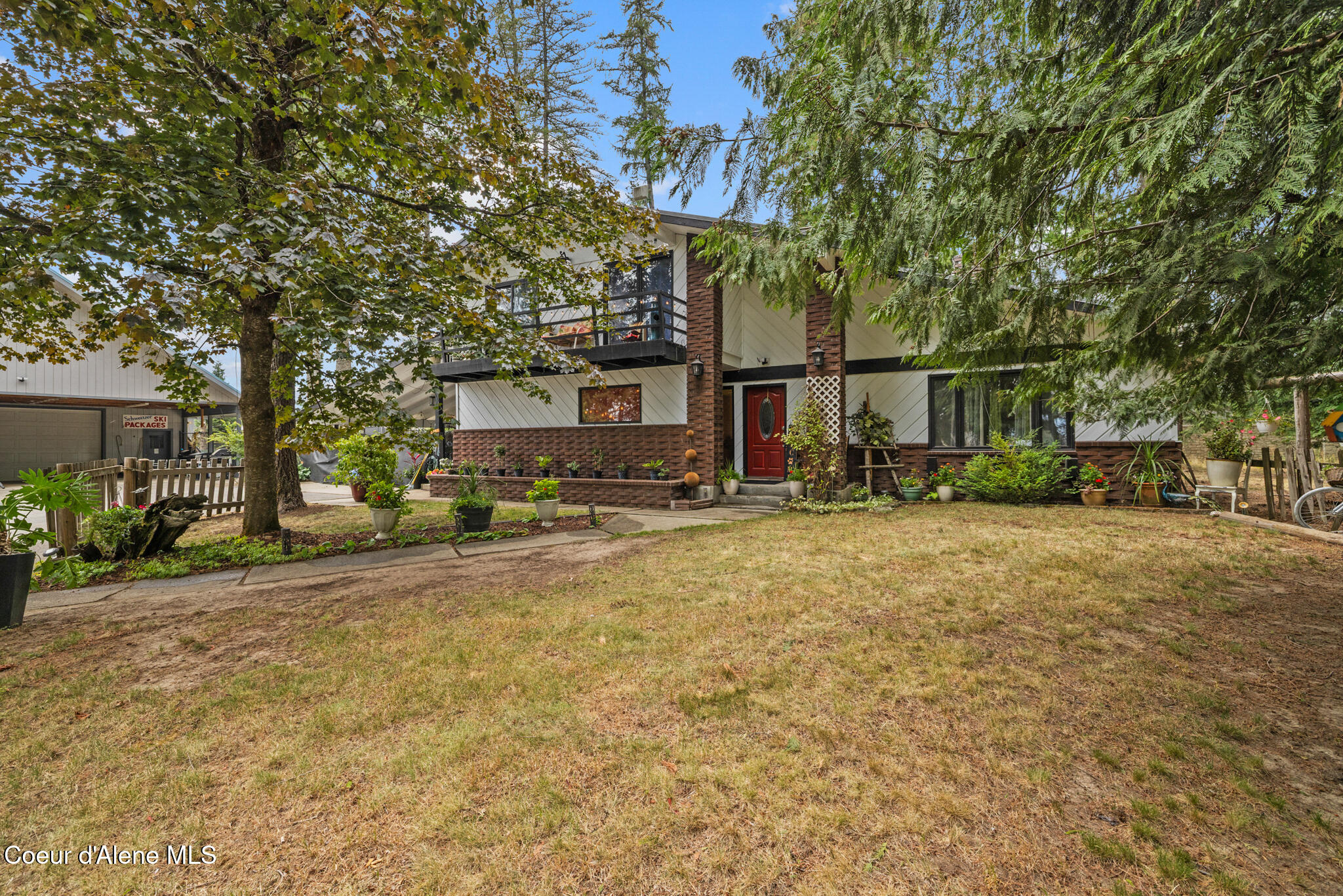 405 Schweitzer Cutoff Rd — photo