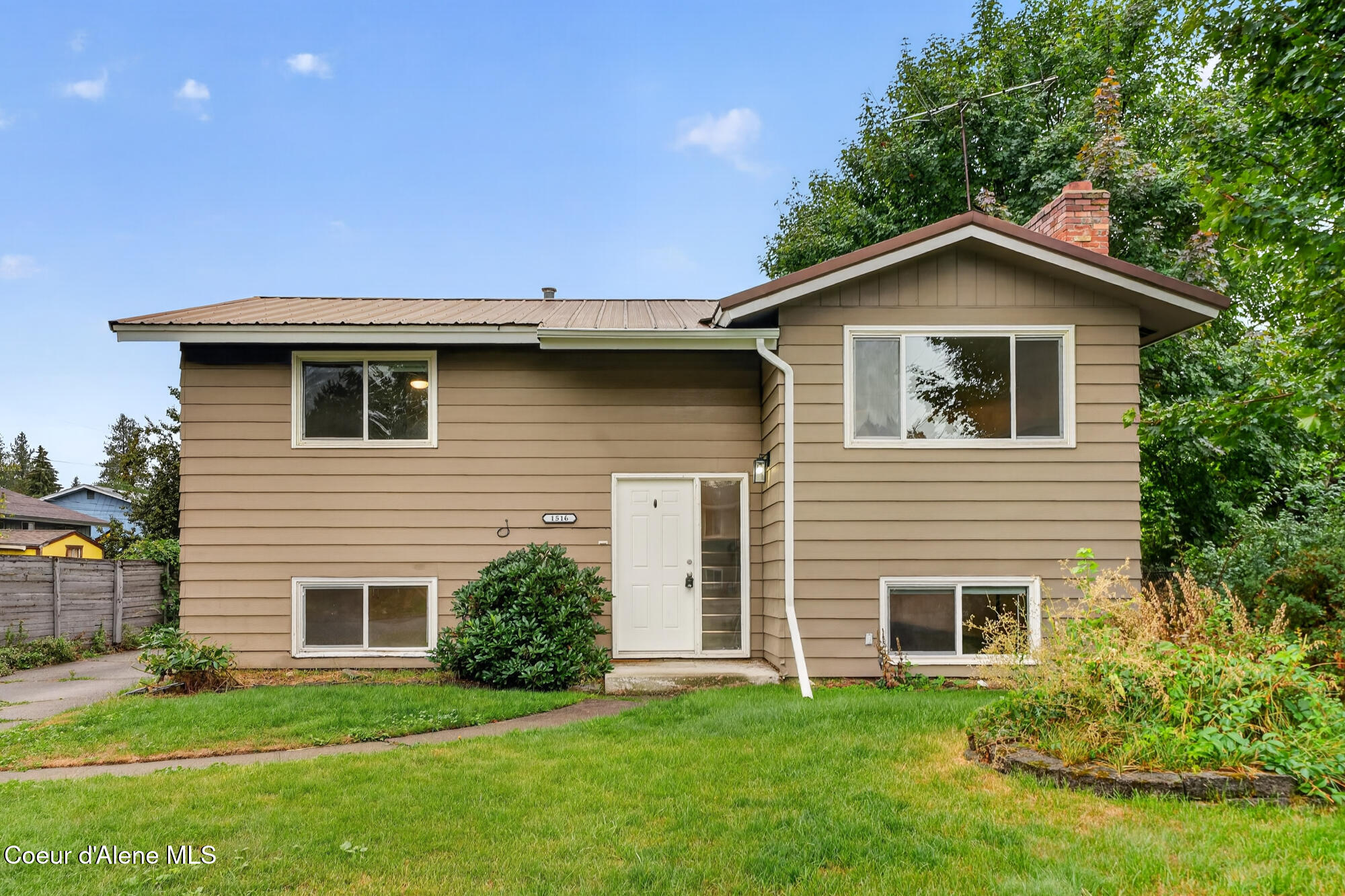 1516 E Harrison Ave — photo