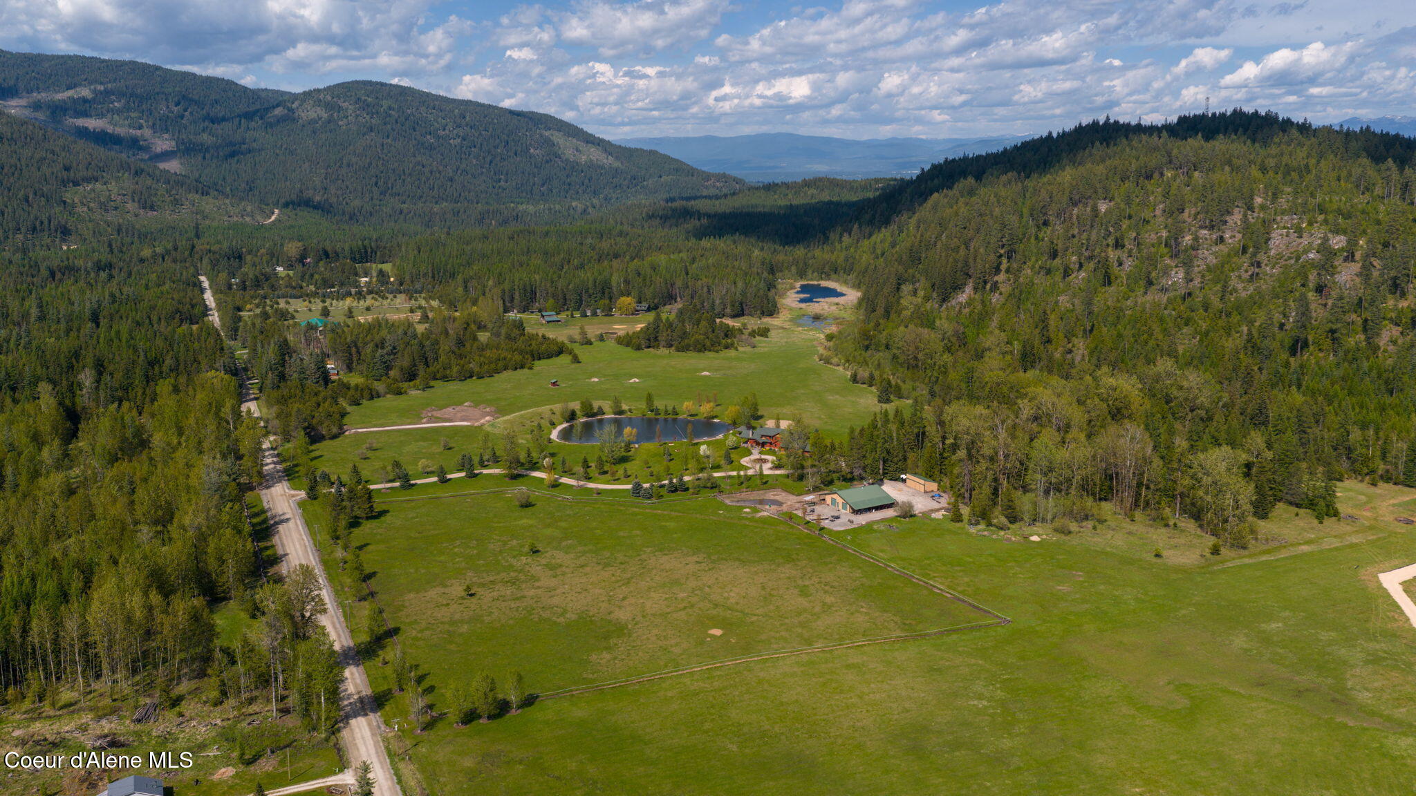 289 Gold Rd, Naples, ID 83847 — photo 3