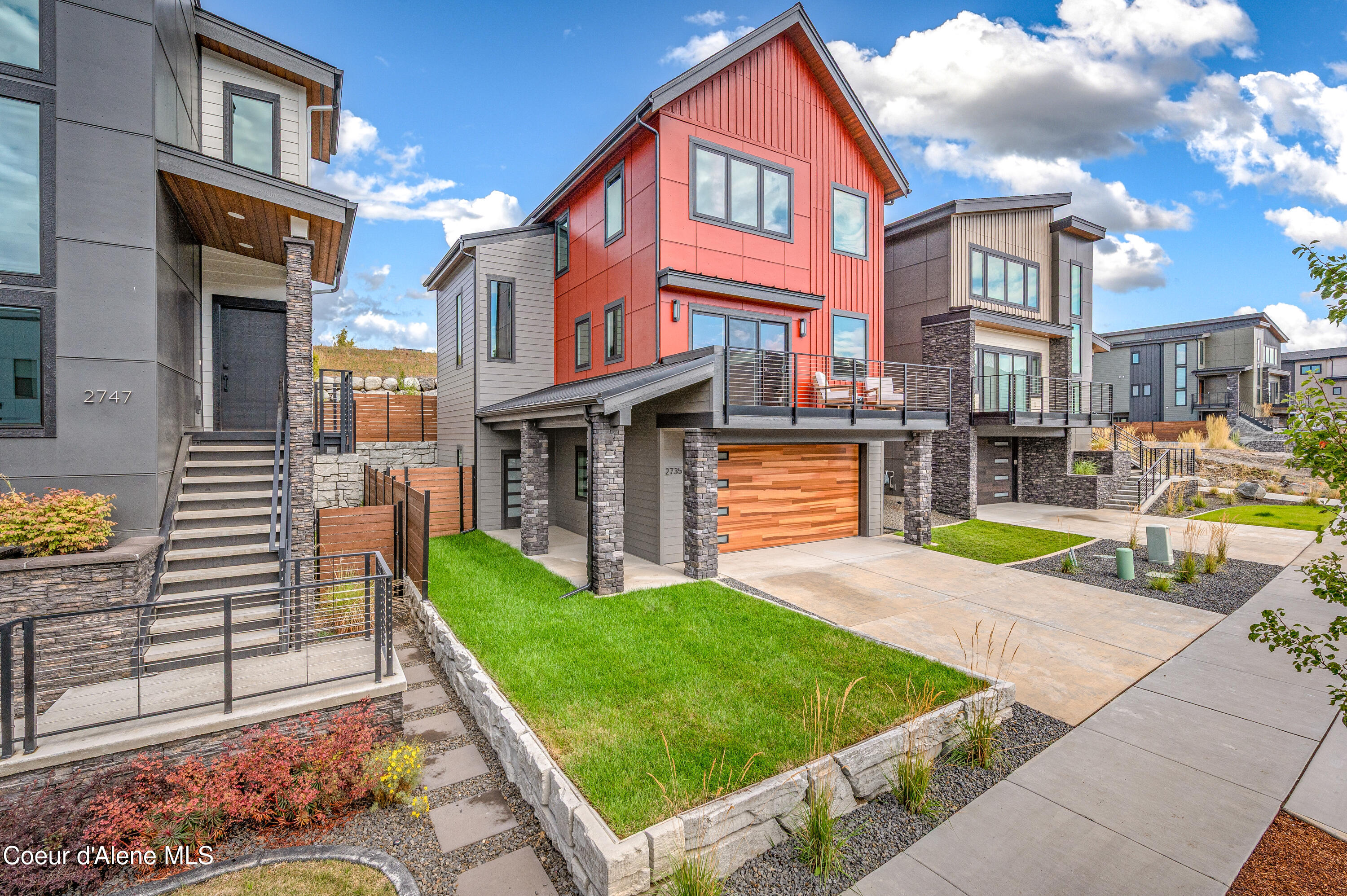 2735 W Lumber Ln — photo