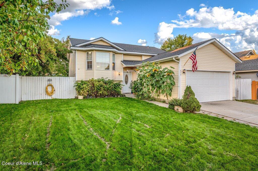 673 W Combine Way — photo