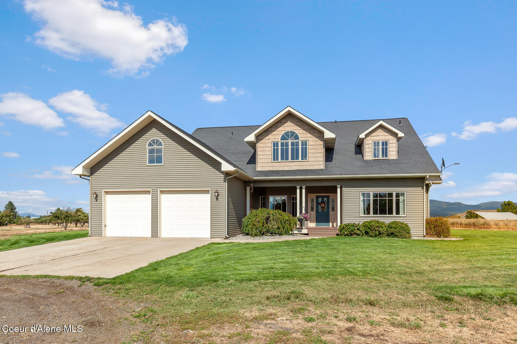 8808 E Green Bluff Rd — photo