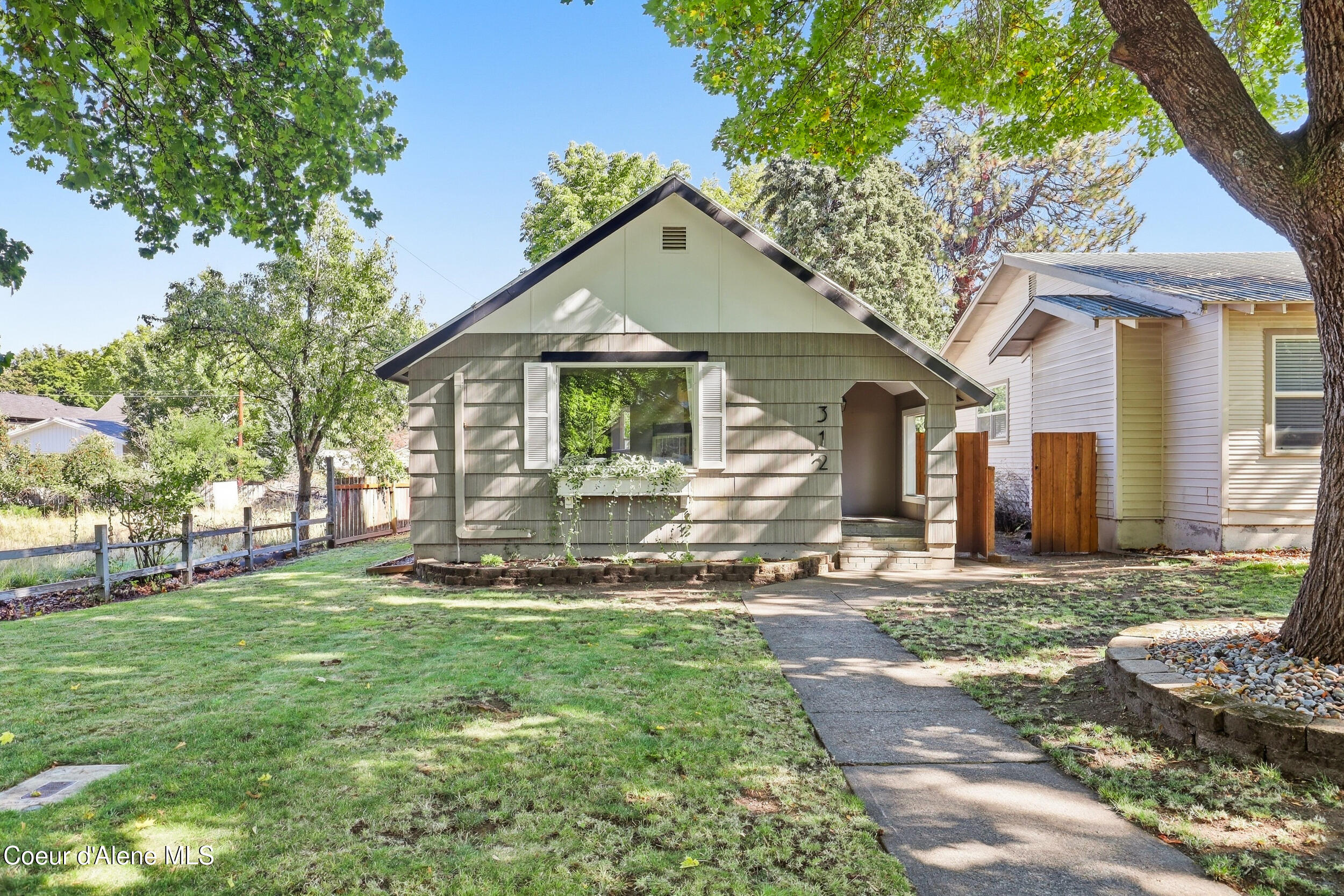 312 S 16th St — photo