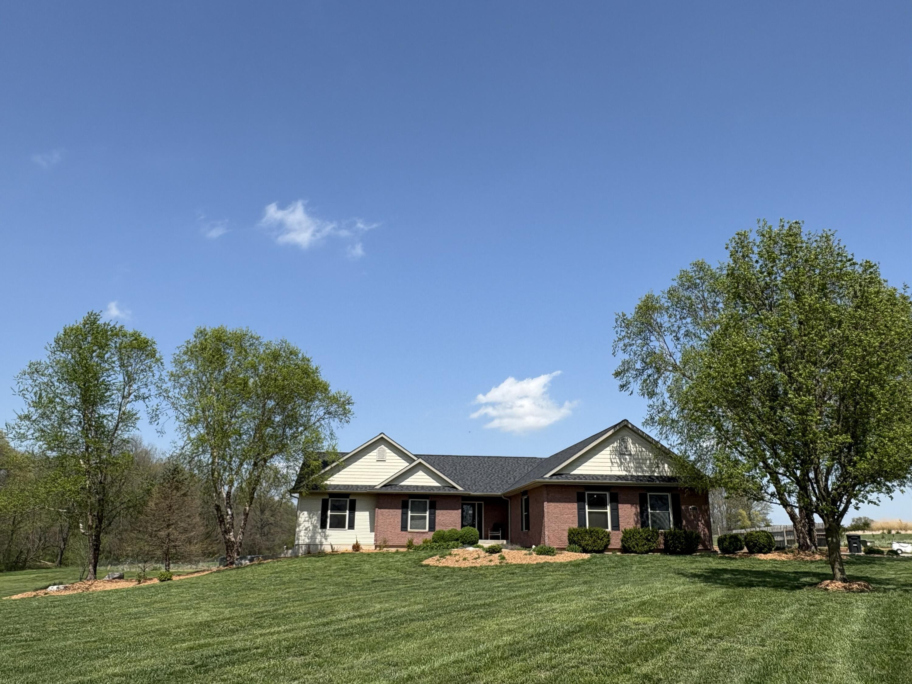 9325 E St Charles Rd — photo