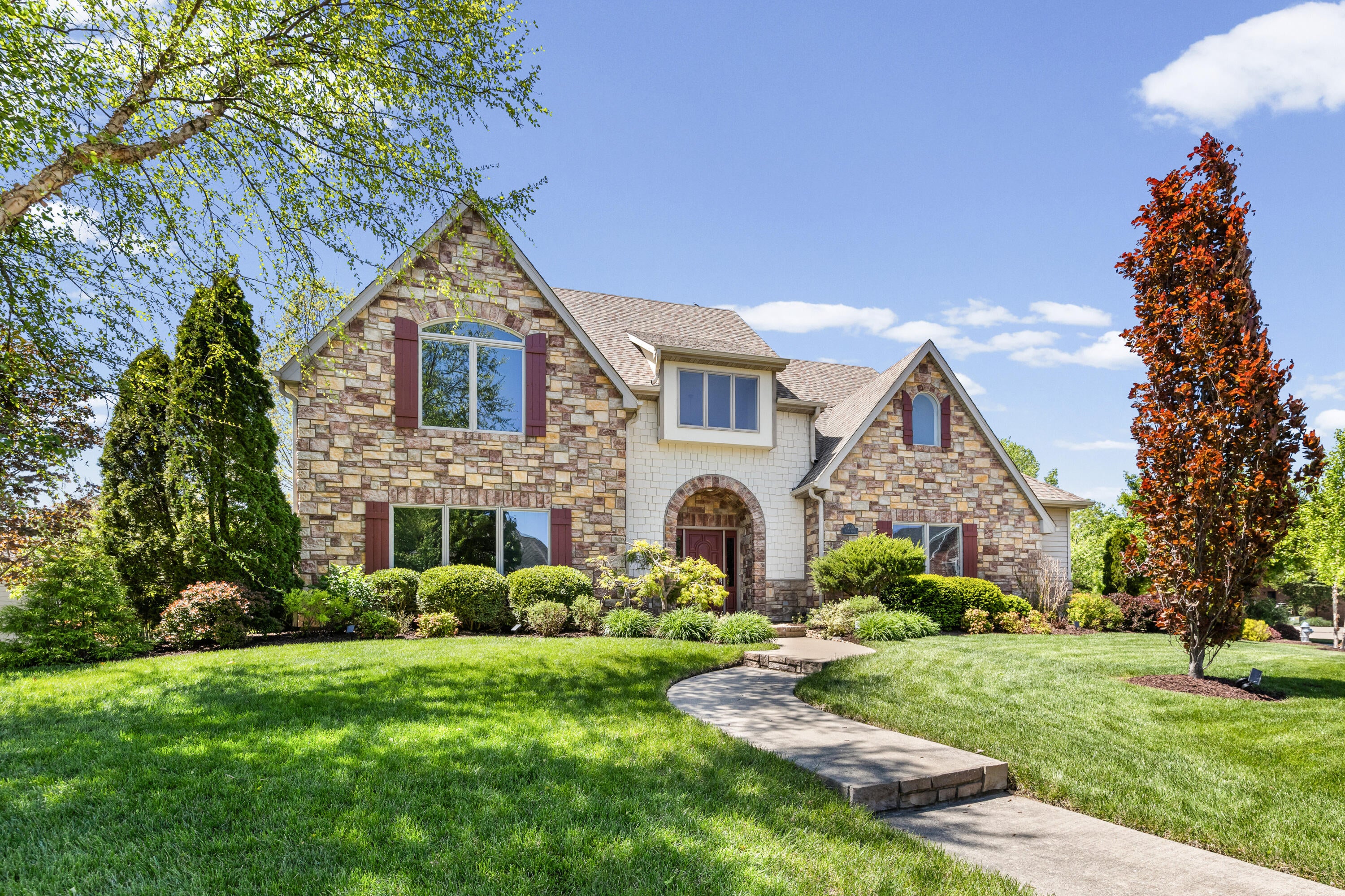 1208 Tartan Pl — photo