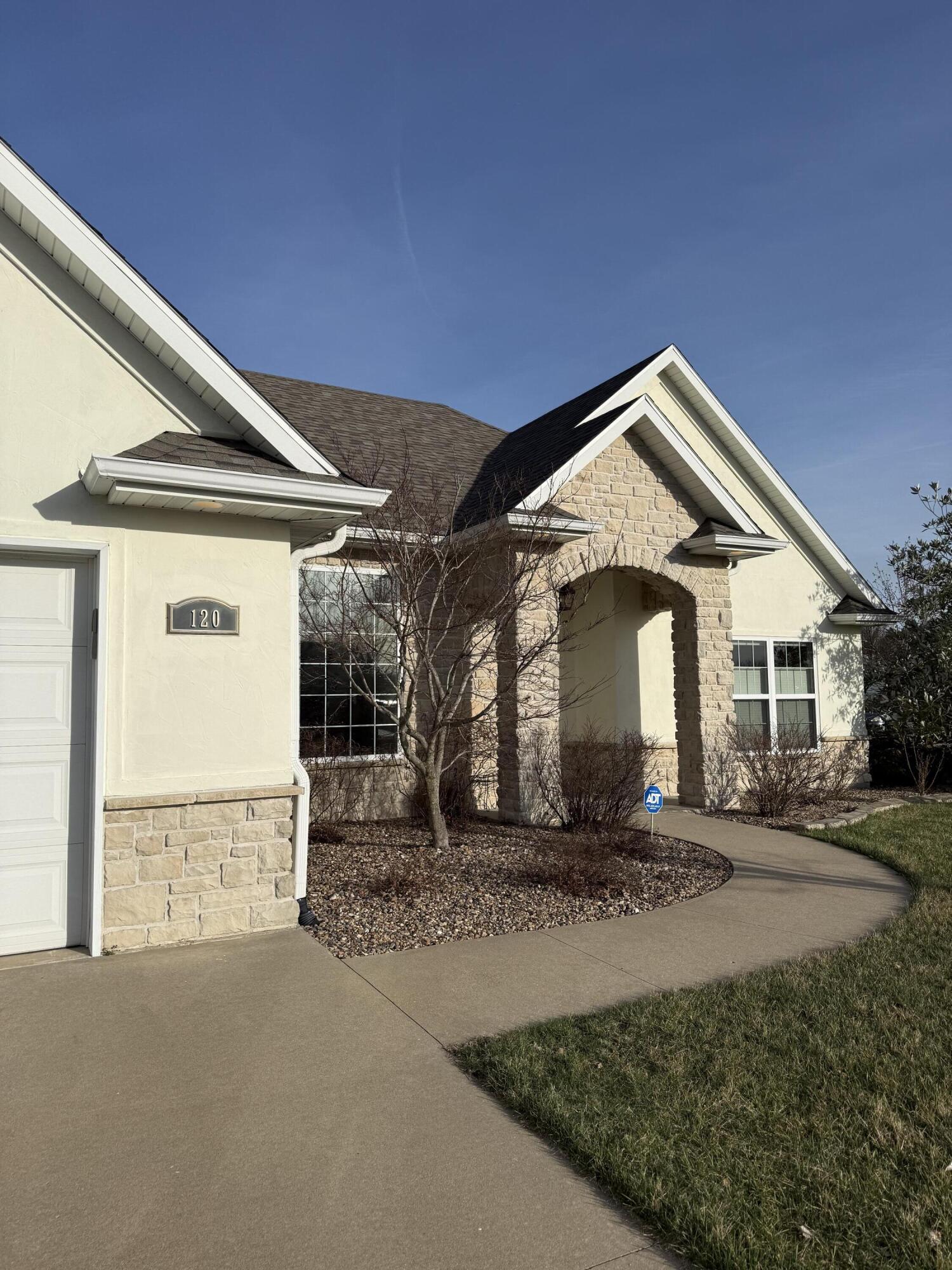 120 Reedsport Rdg, Columbia, MO 65203 — photo 2