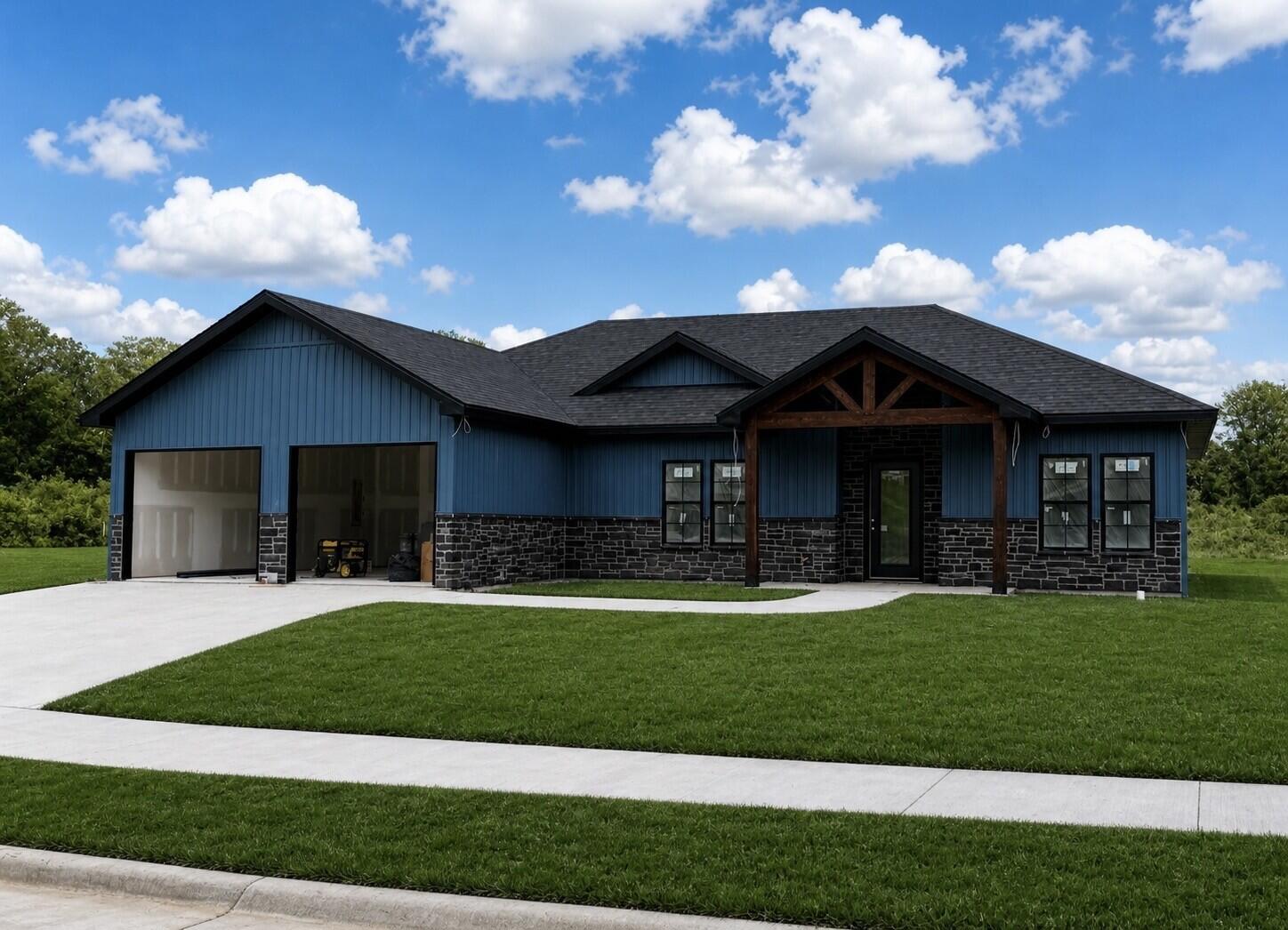 787 Vine Dr — photo