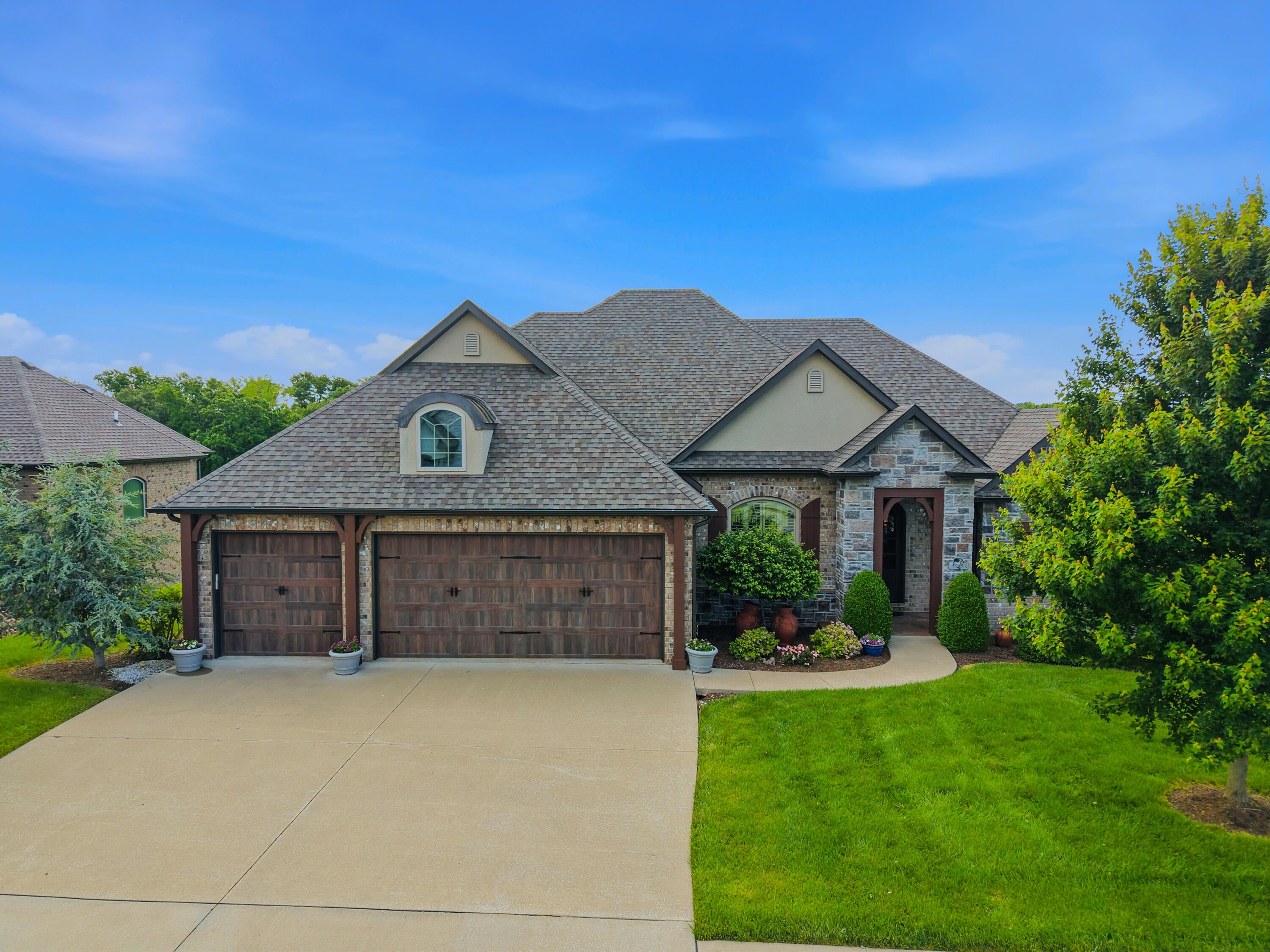 5958 Screaming Eagle Ln — photo