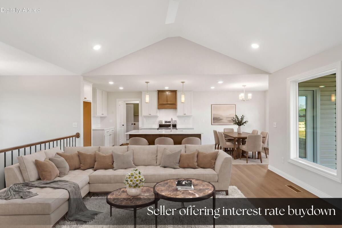 19305 Nicholas Dr — photo