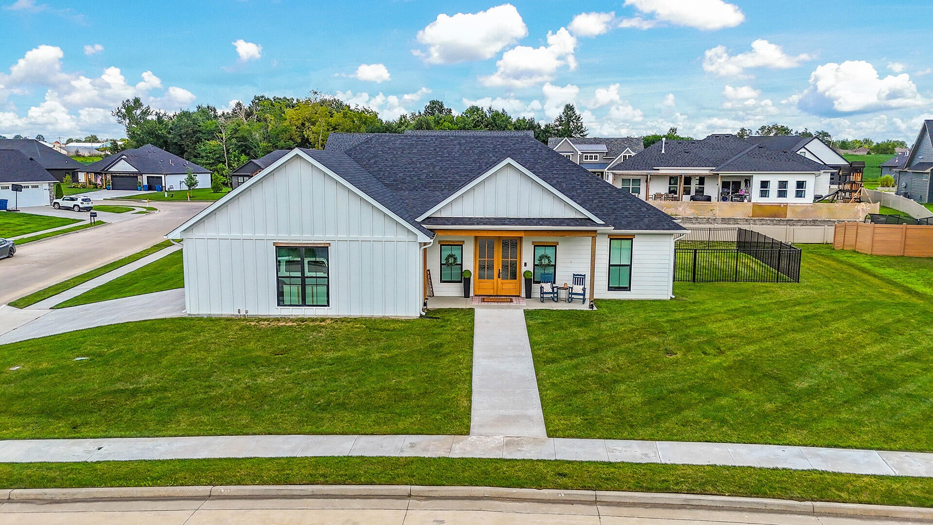 15030 Wrangle Ln — photo