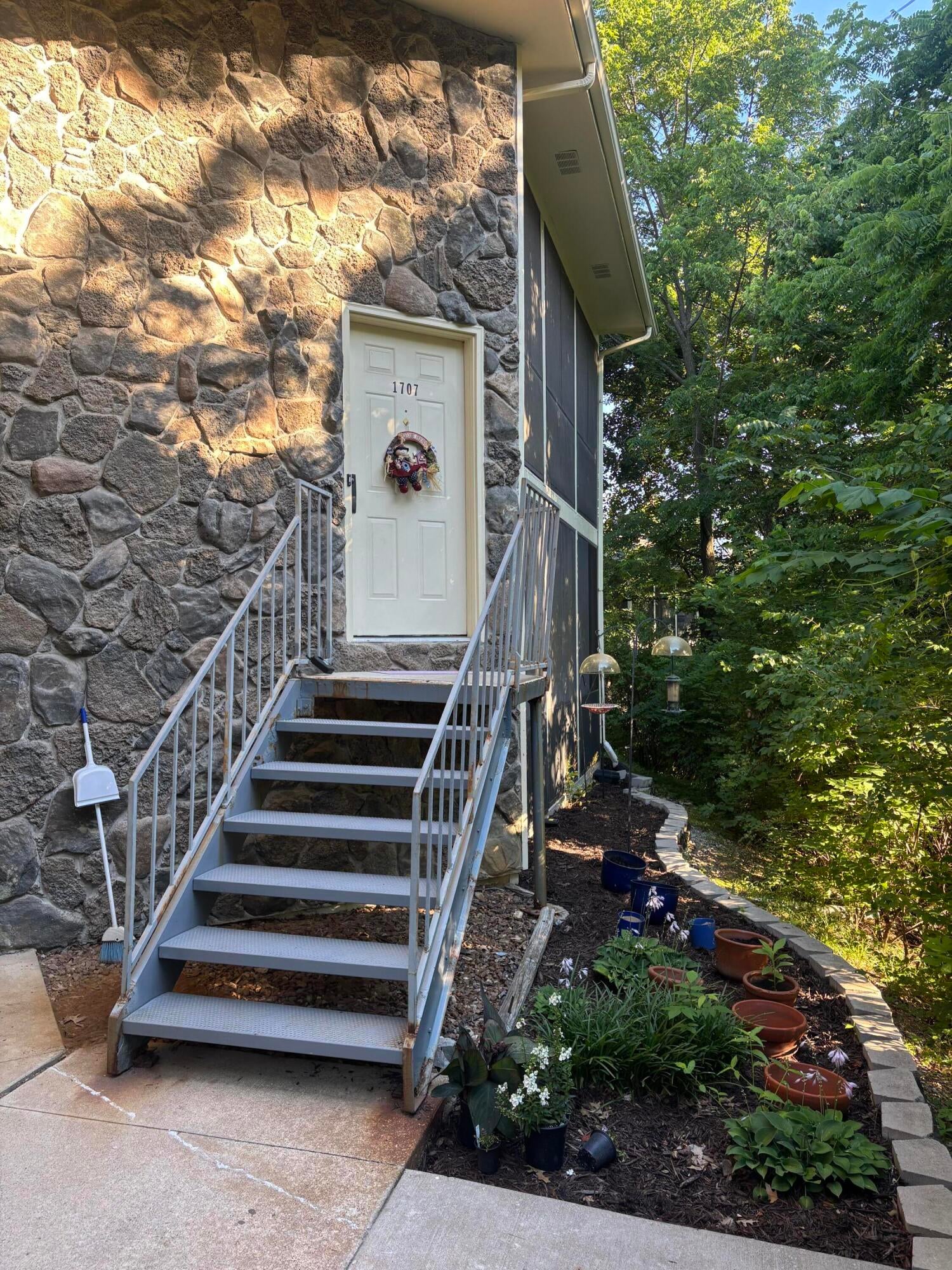 1707 Park Deville Pl — photo
