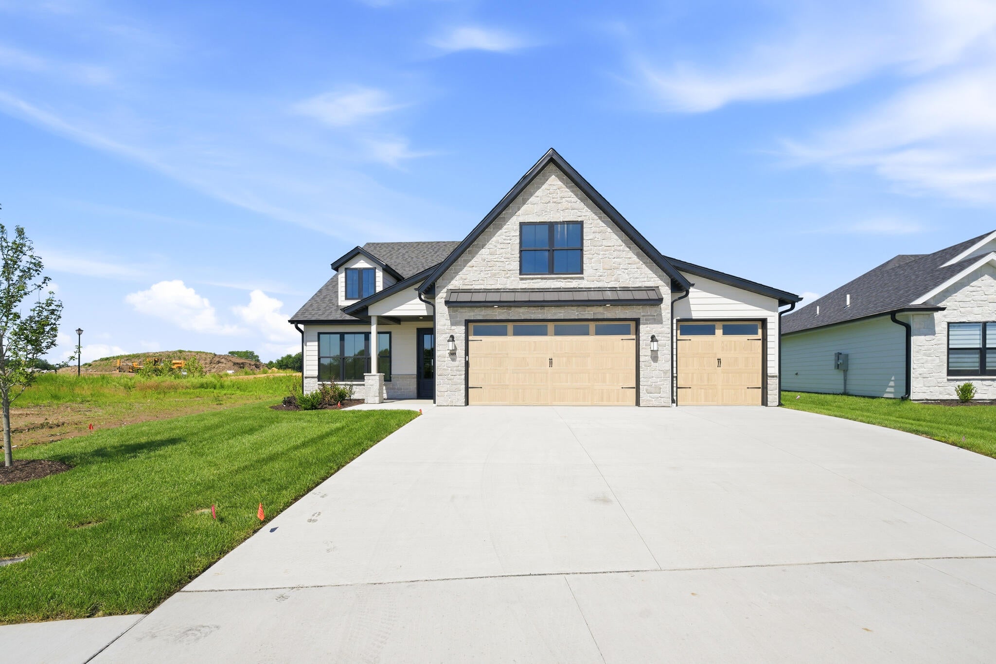 5309 Stormy Dr — photo
