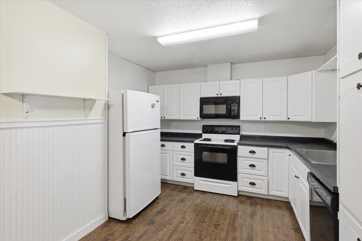 101 W HAYNES ST, ELDON, MO 65026 — photo 3