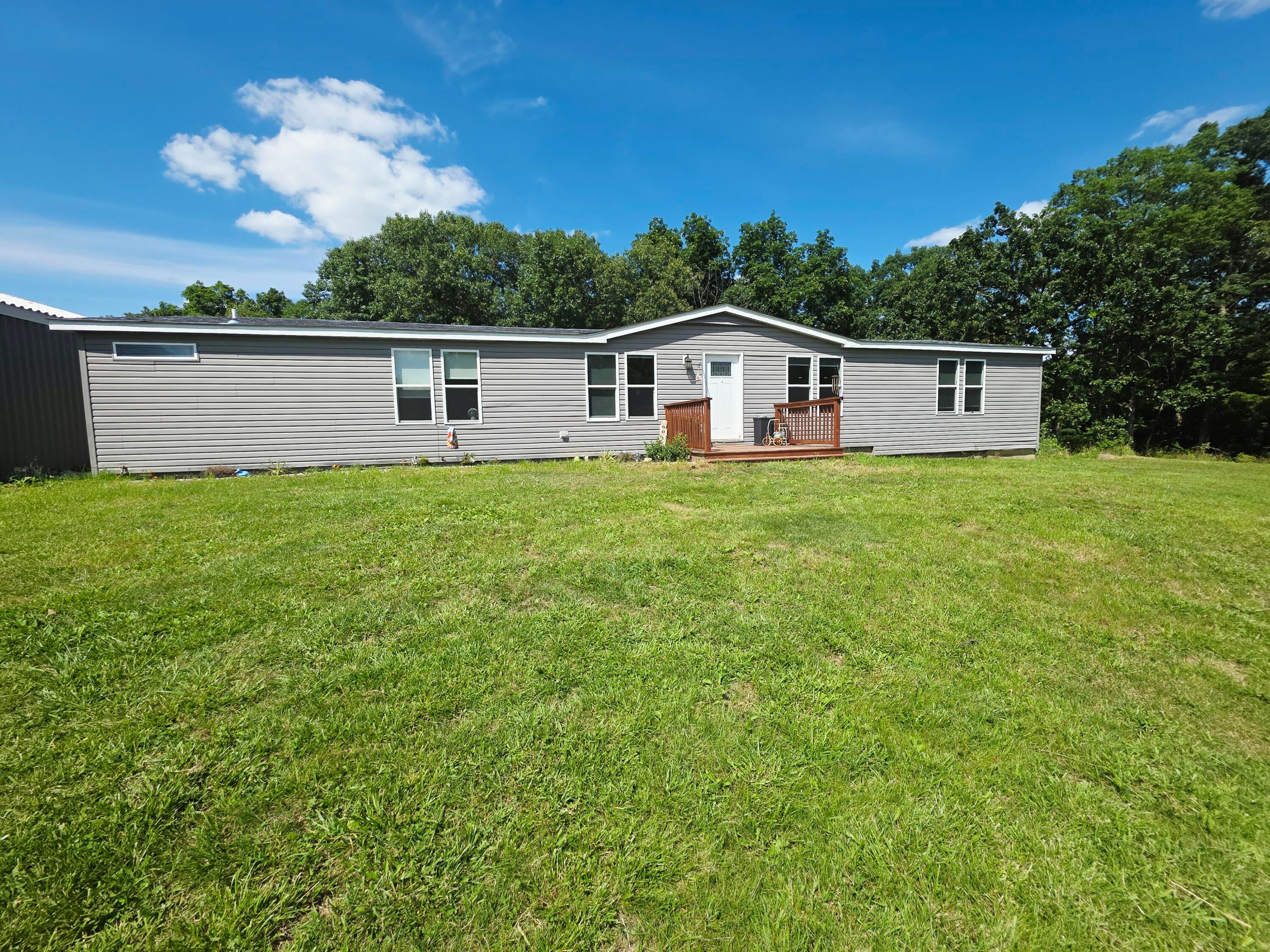 25484 Sky Dr — photo